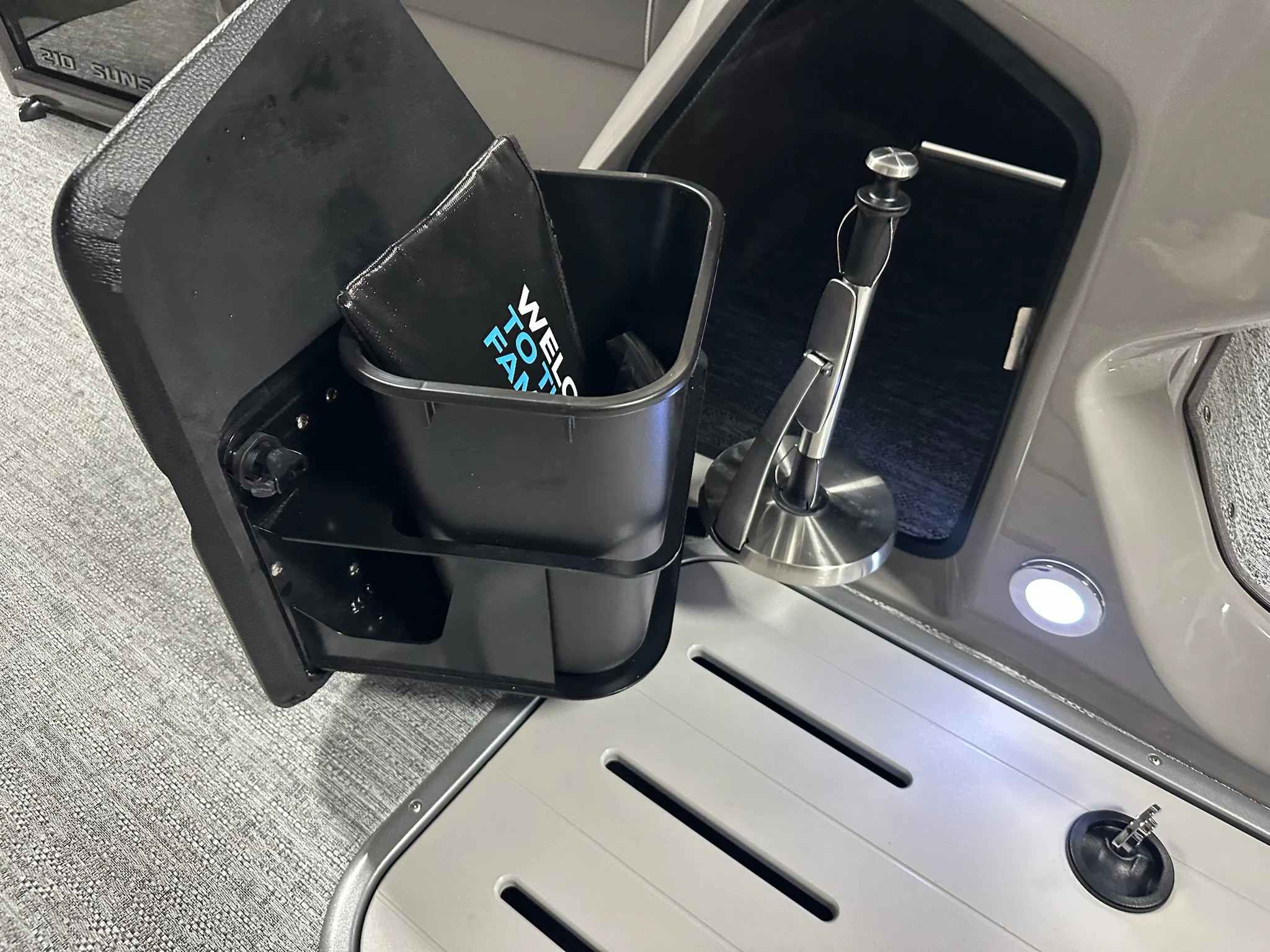 2026 Premier 210SUNSATION Image Thumbnail #45