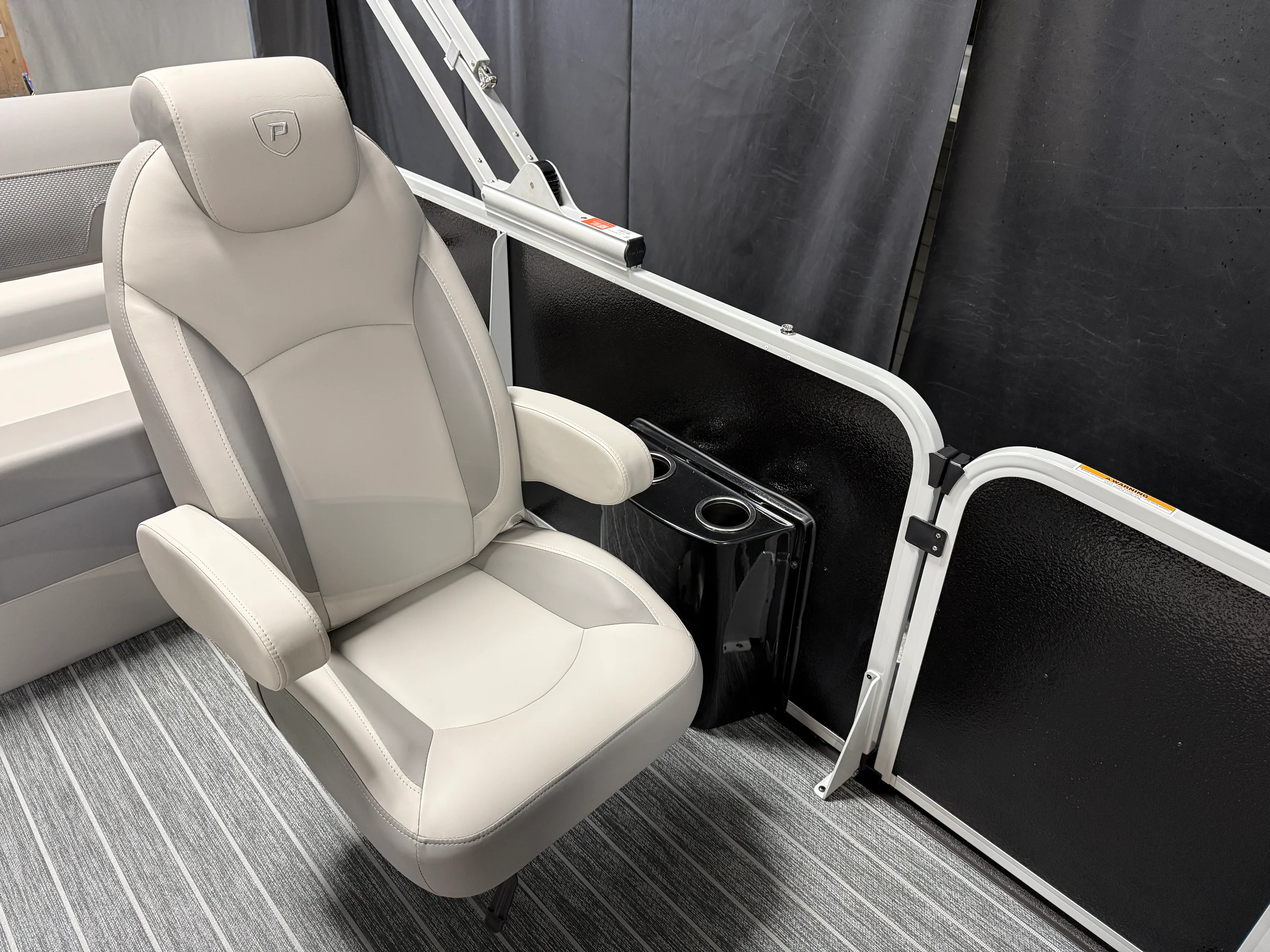 2026 Premier 210SUNSATION Image Thumbnail #32