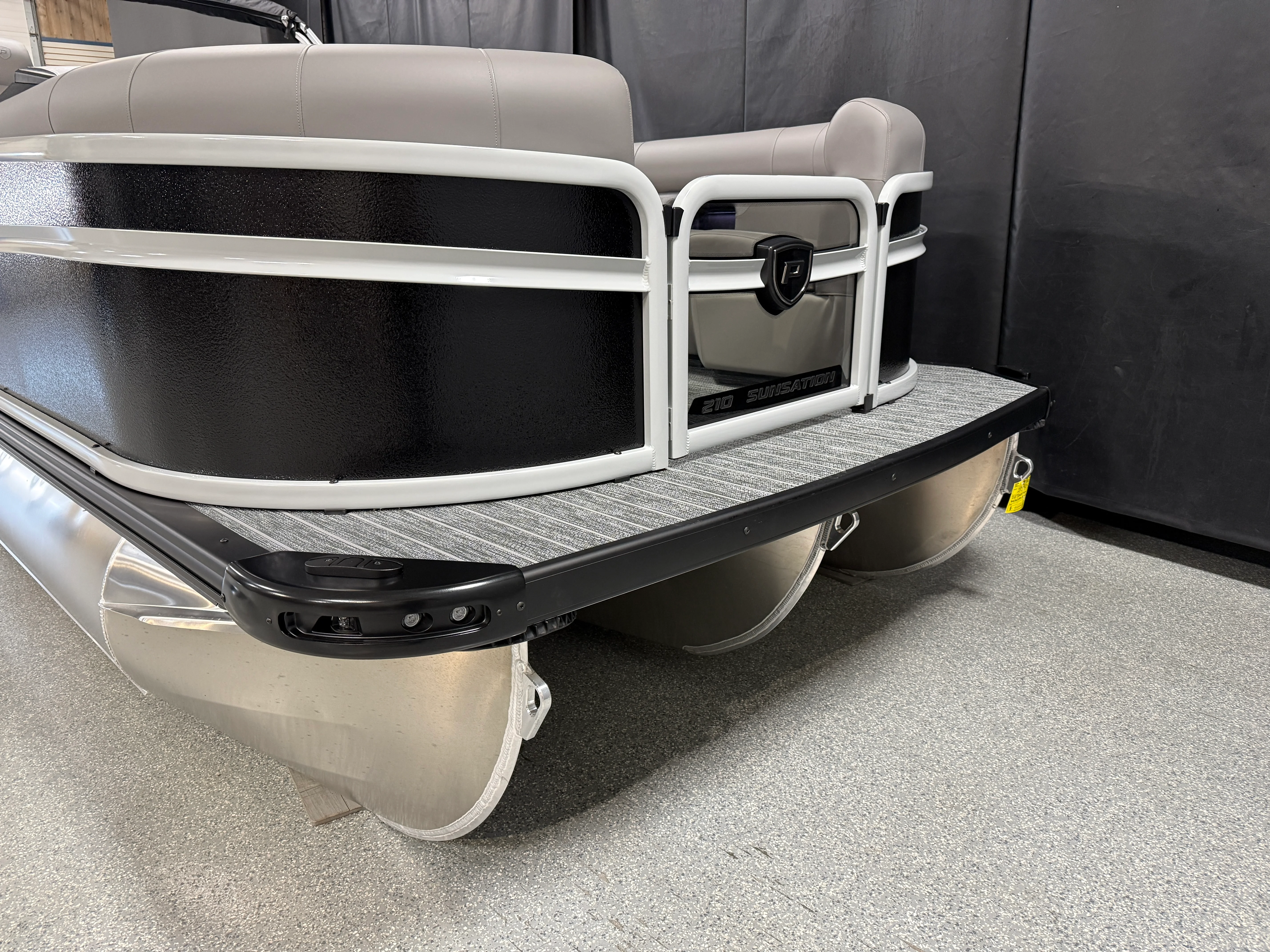 2026 Premier 210SUNSATION Image Thumbnail #3