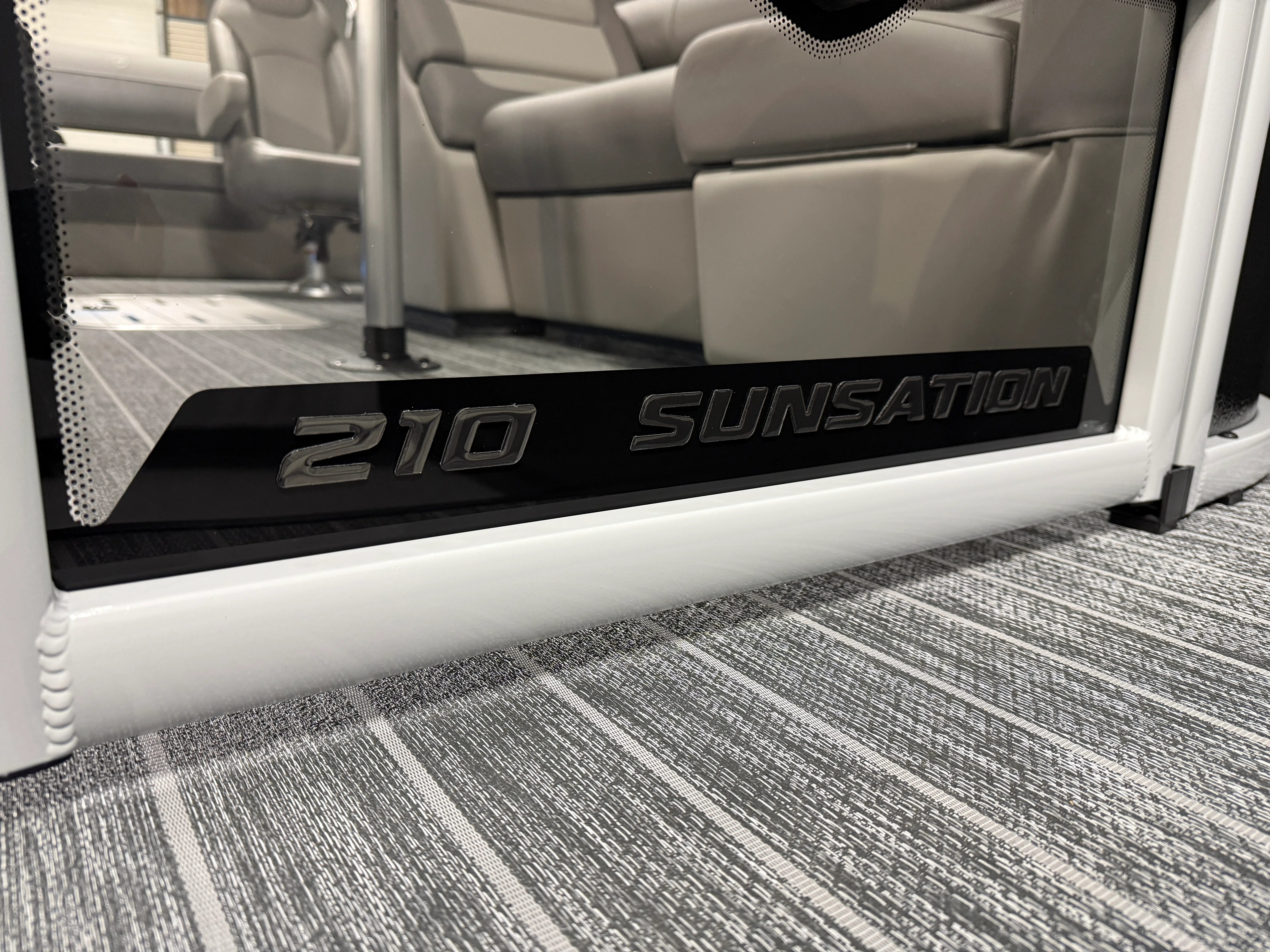 2026 Premier 210SUNSATION Image Thumbnail #17