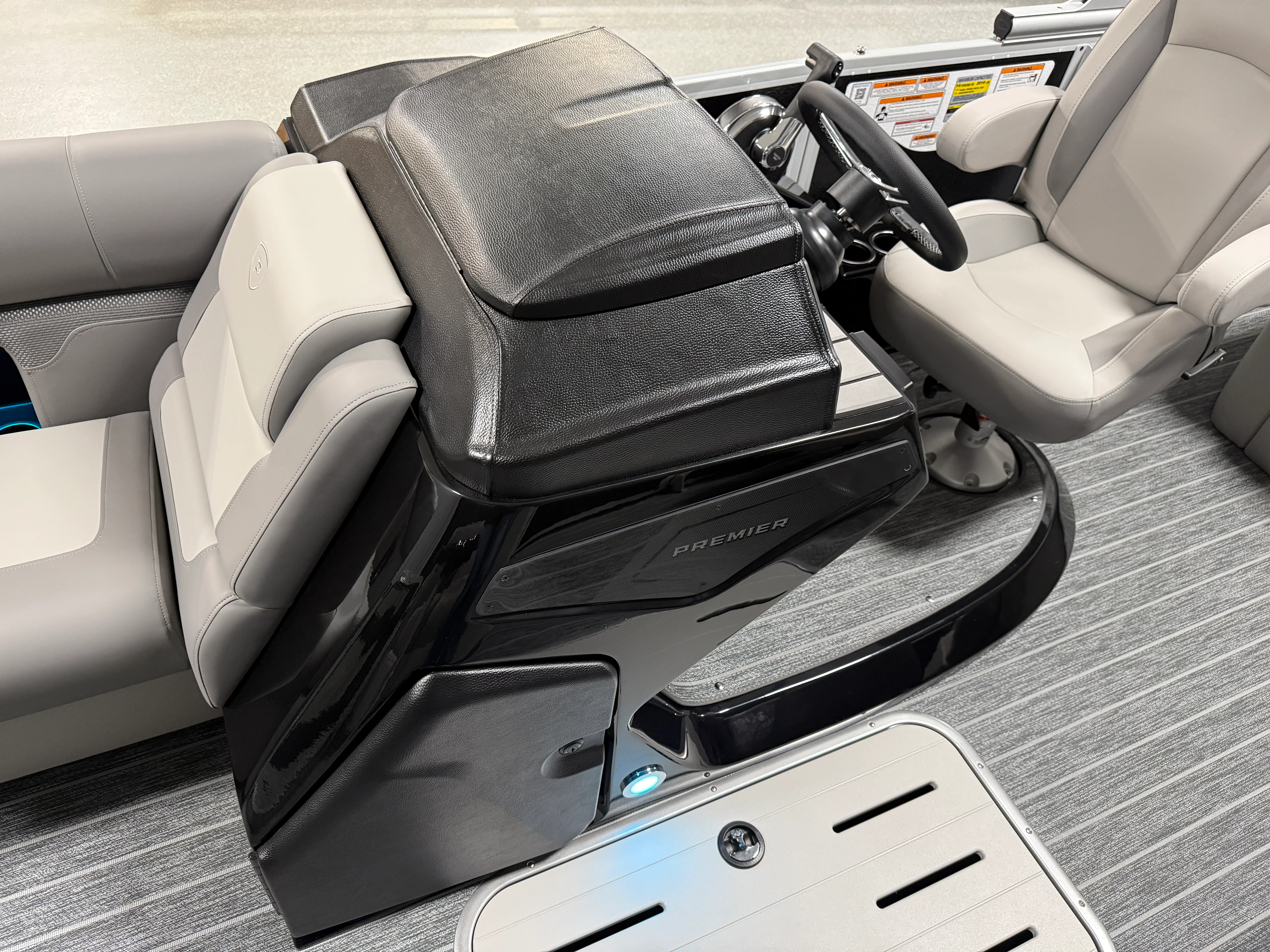 2026 Premier 210SUNSATION Image Thumbnail #37