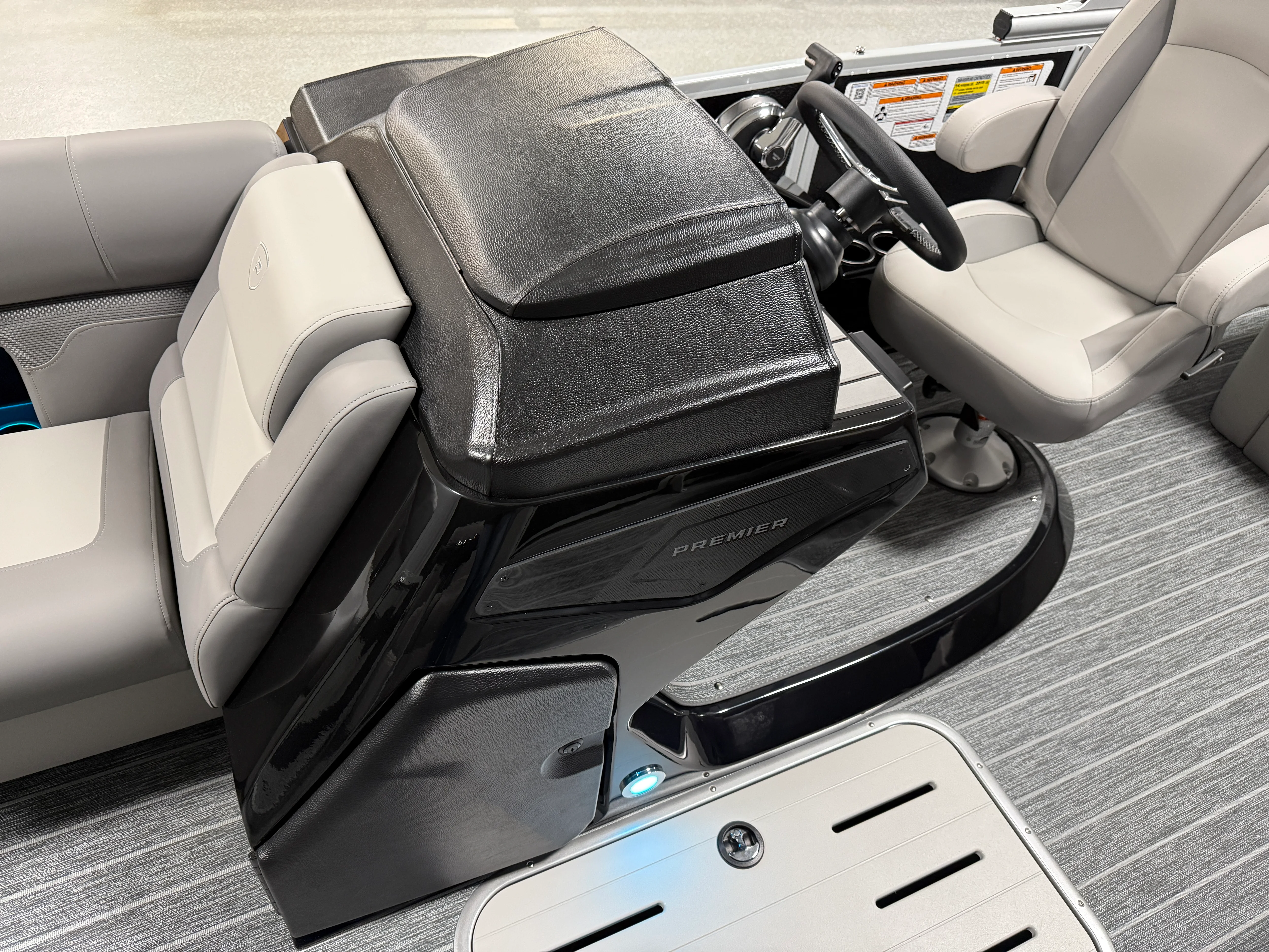 2026 Premier 210SUNSATION Image Thumbnail #37
