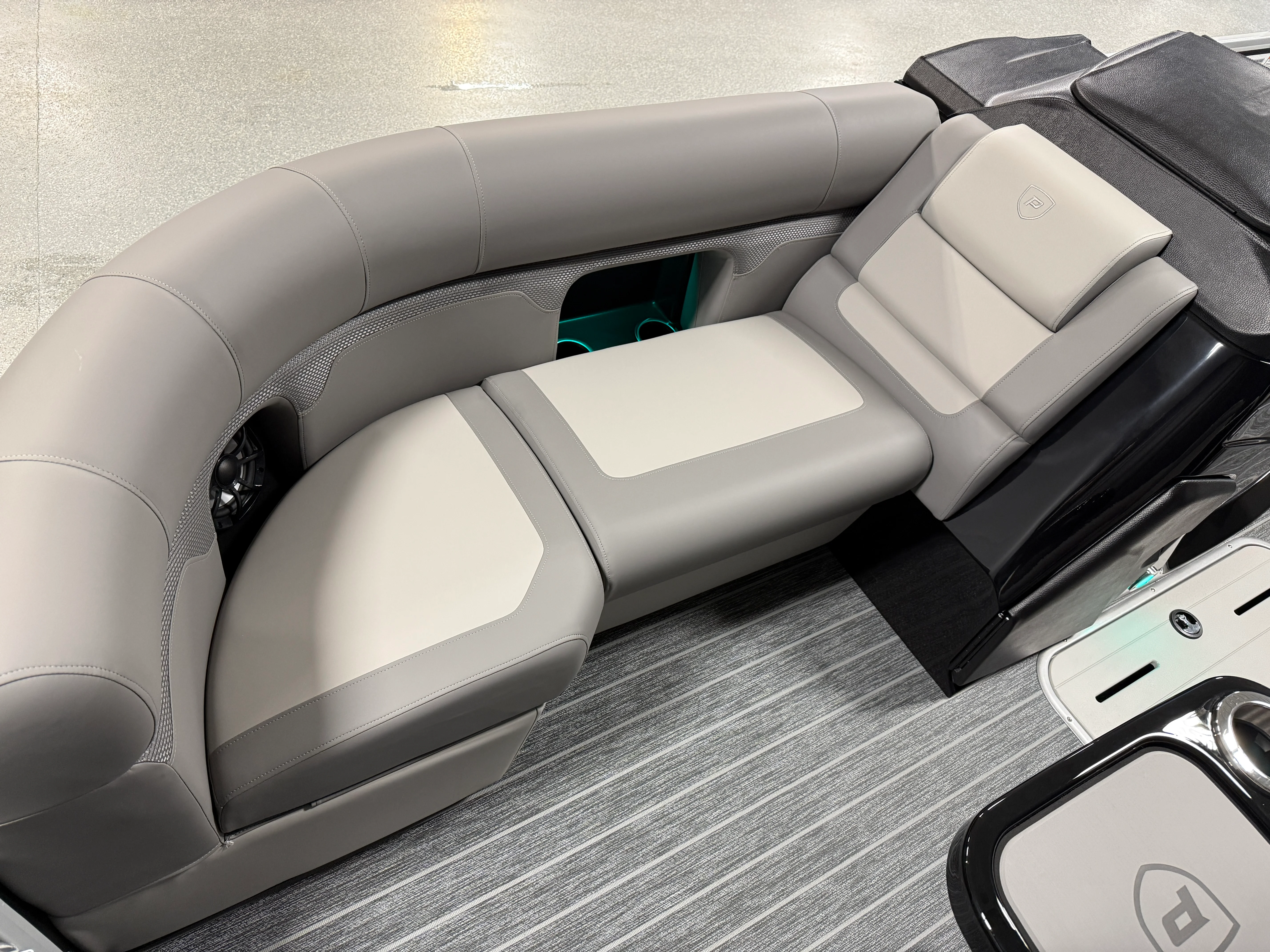 2026 Premier 210SUNSATION Image Thumbnail #28