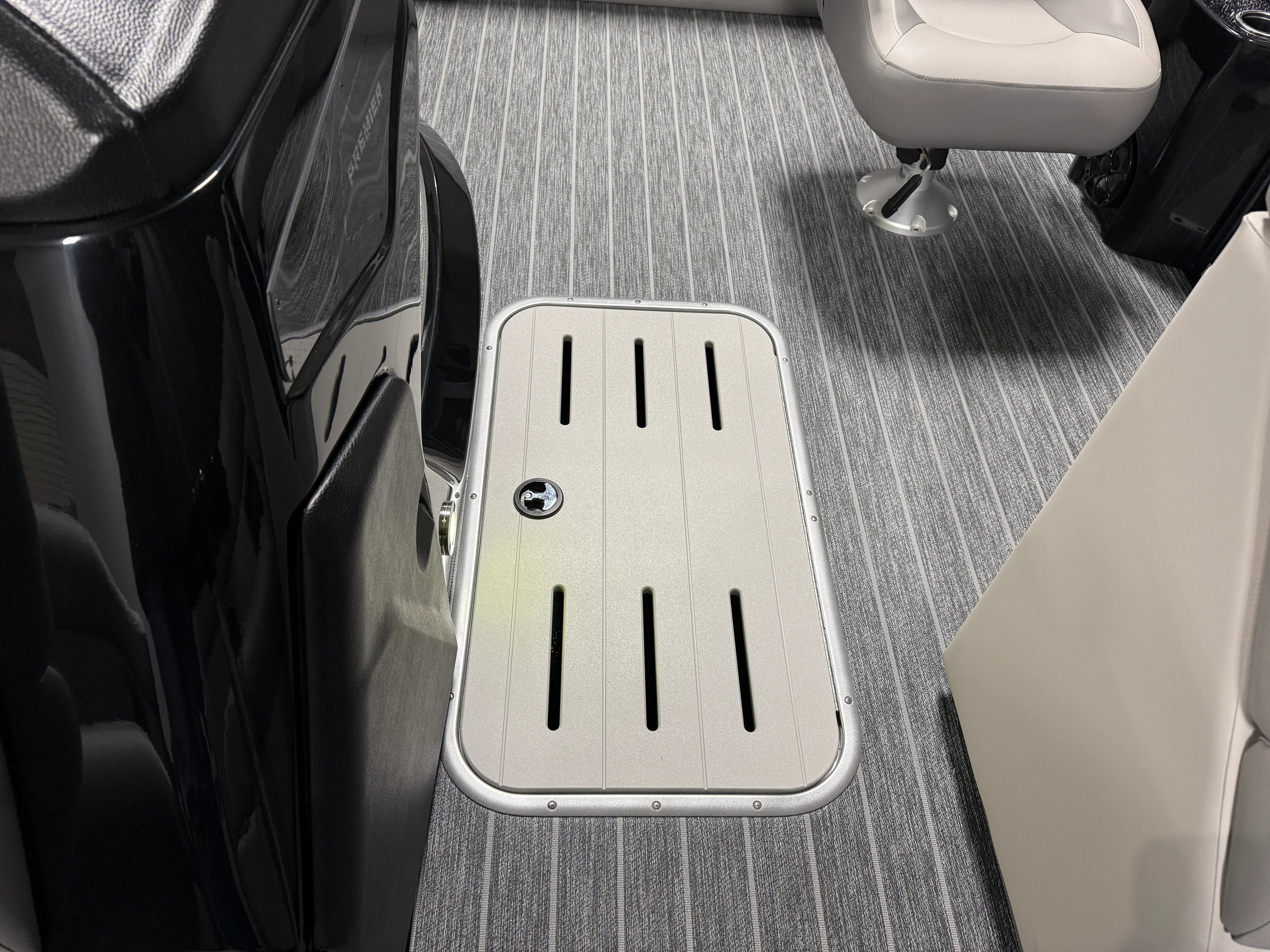 2026 Premier 210SUNSATION Image Thumbnail #30