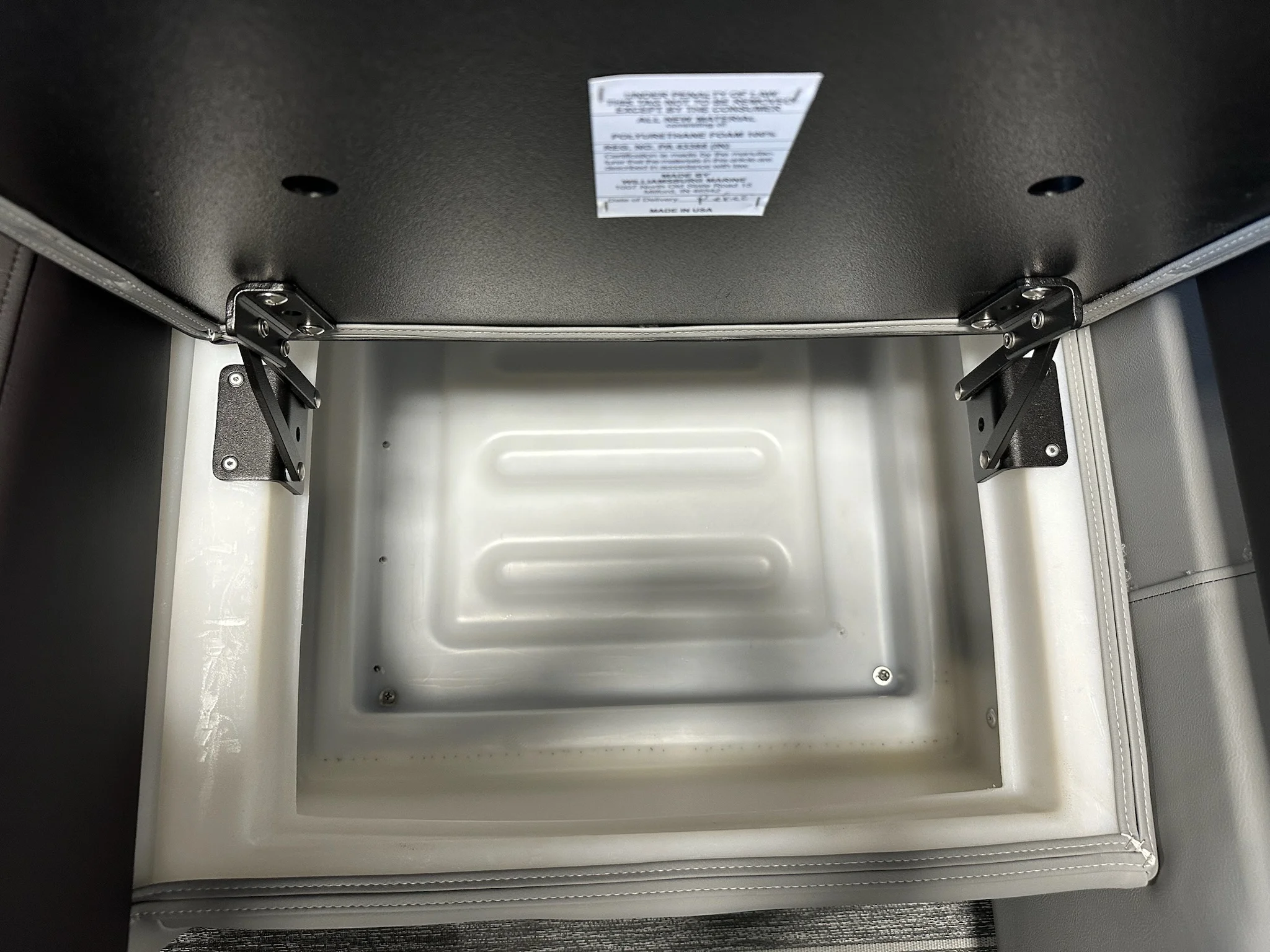 2026 Premier 210SUNSATION Image Thumbnail #21