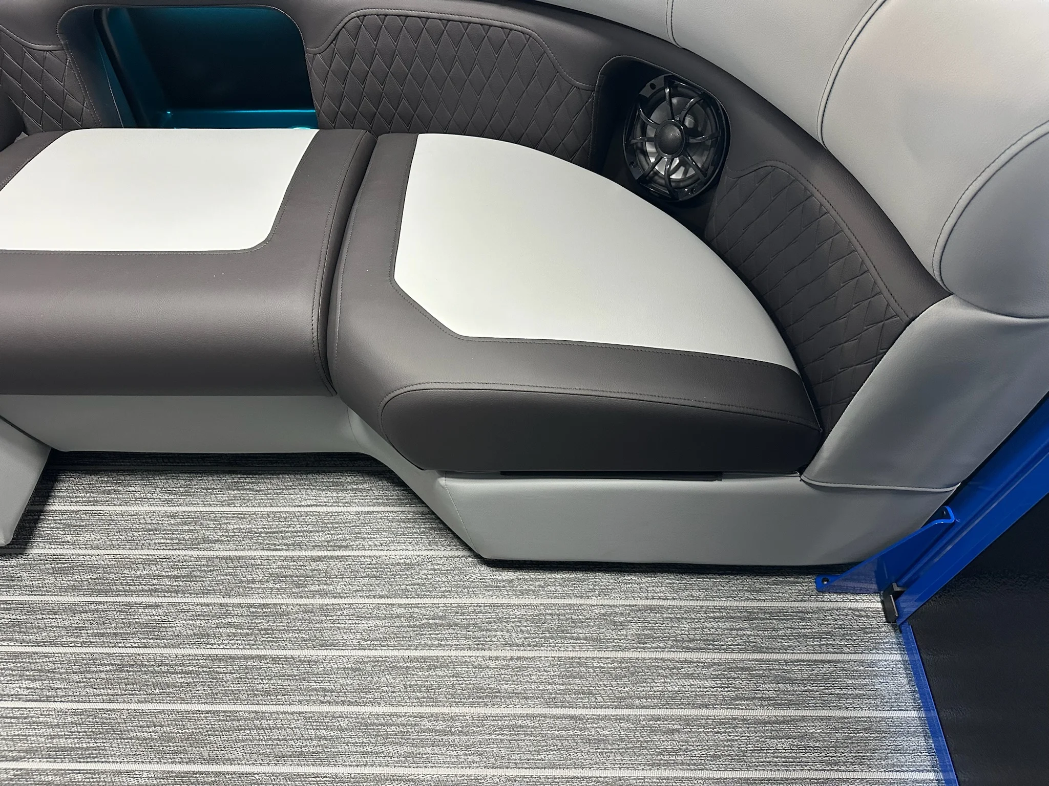 2026 Premier 210SUNSATION Image Thumbnail #24