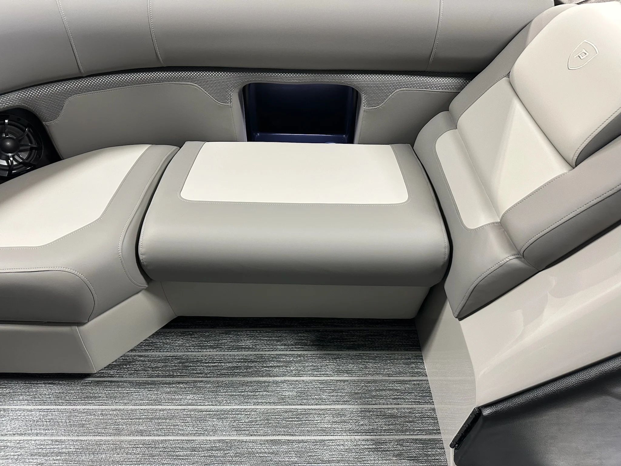 2026 Premier 210SUNSATION Image Thumbnail #52