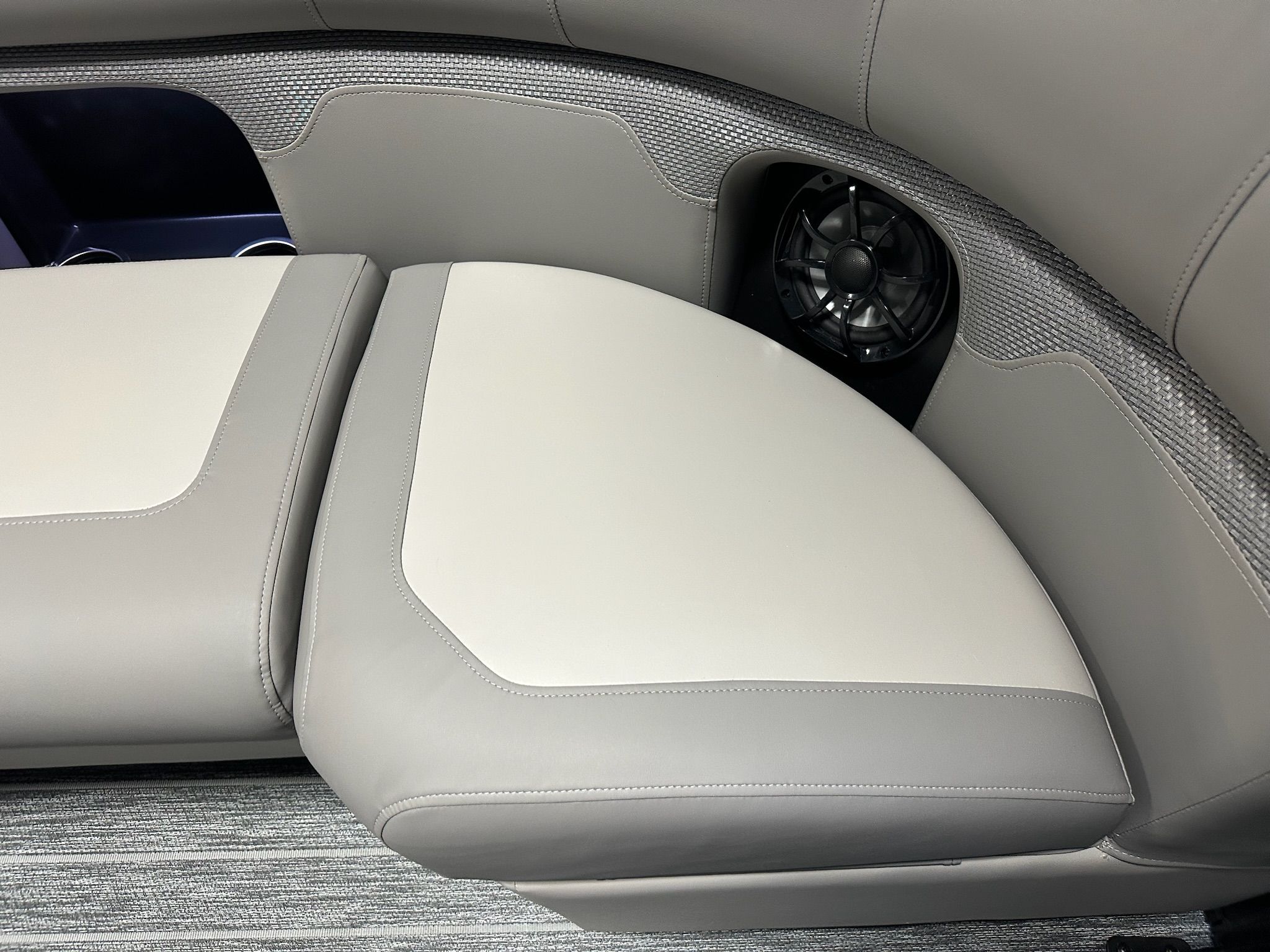 2026 Premier 210SUNSATION Image Thumbnail #24