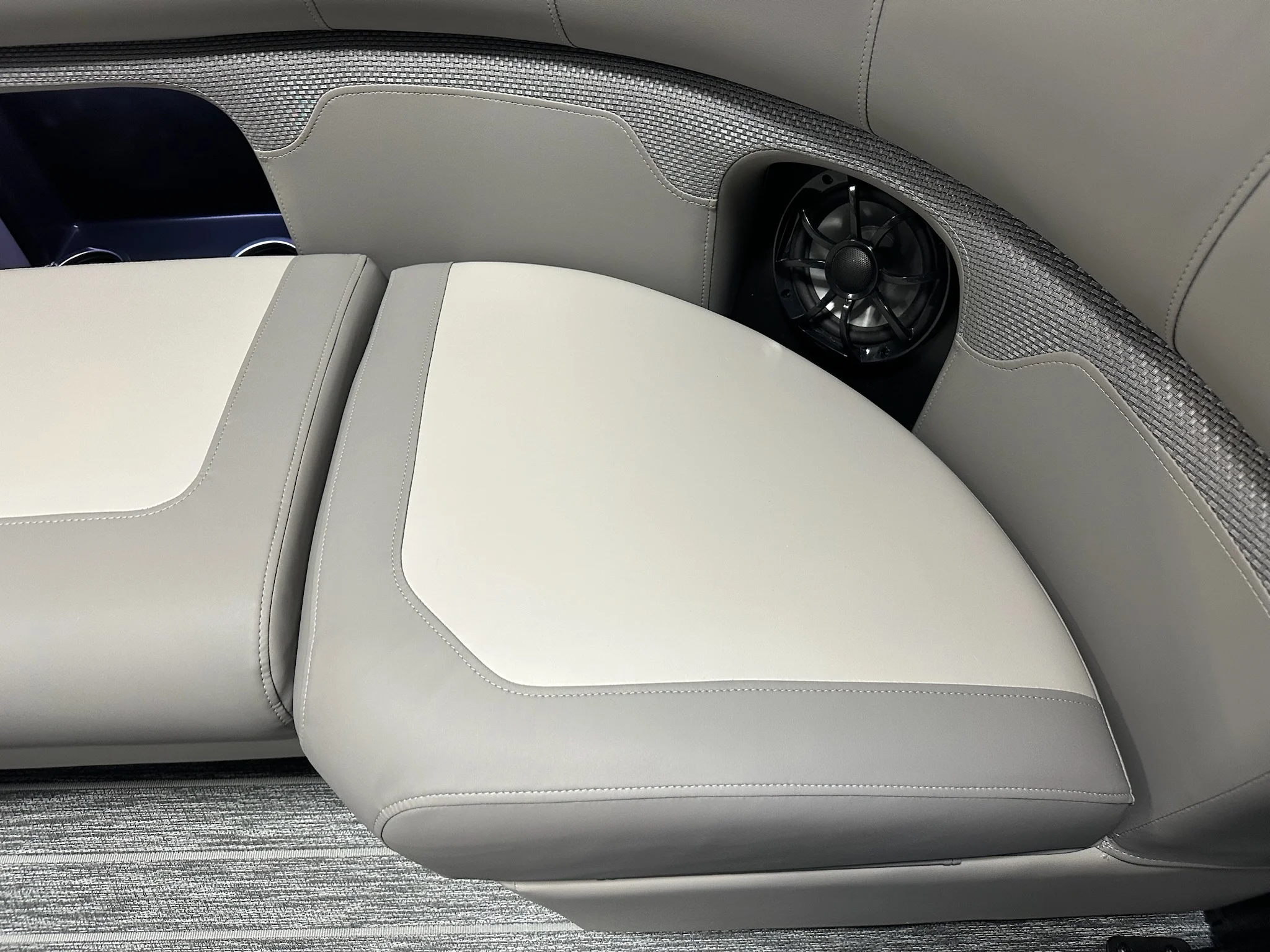 2026 Premier 210SUNSATION Image Thumbnail #24