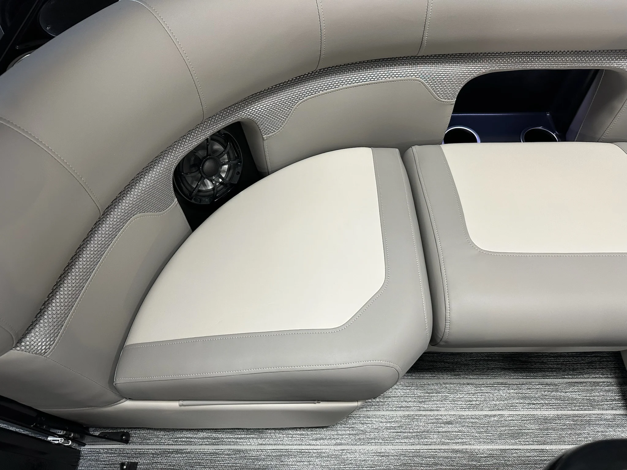 2026 Premier 210SUNSATION Image Thumbnail #17