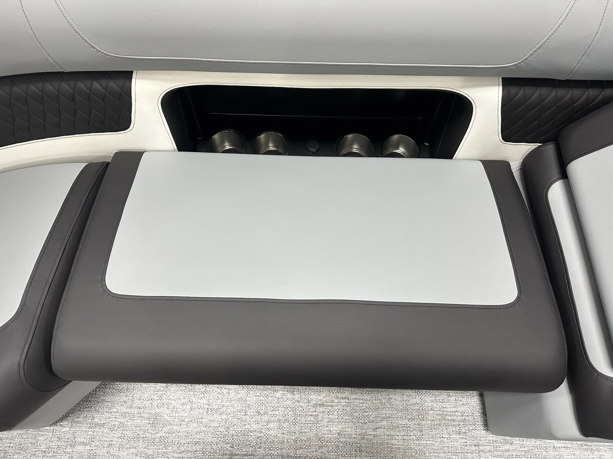 2026 Premier 230SOLARIS Image Thumbnail #33