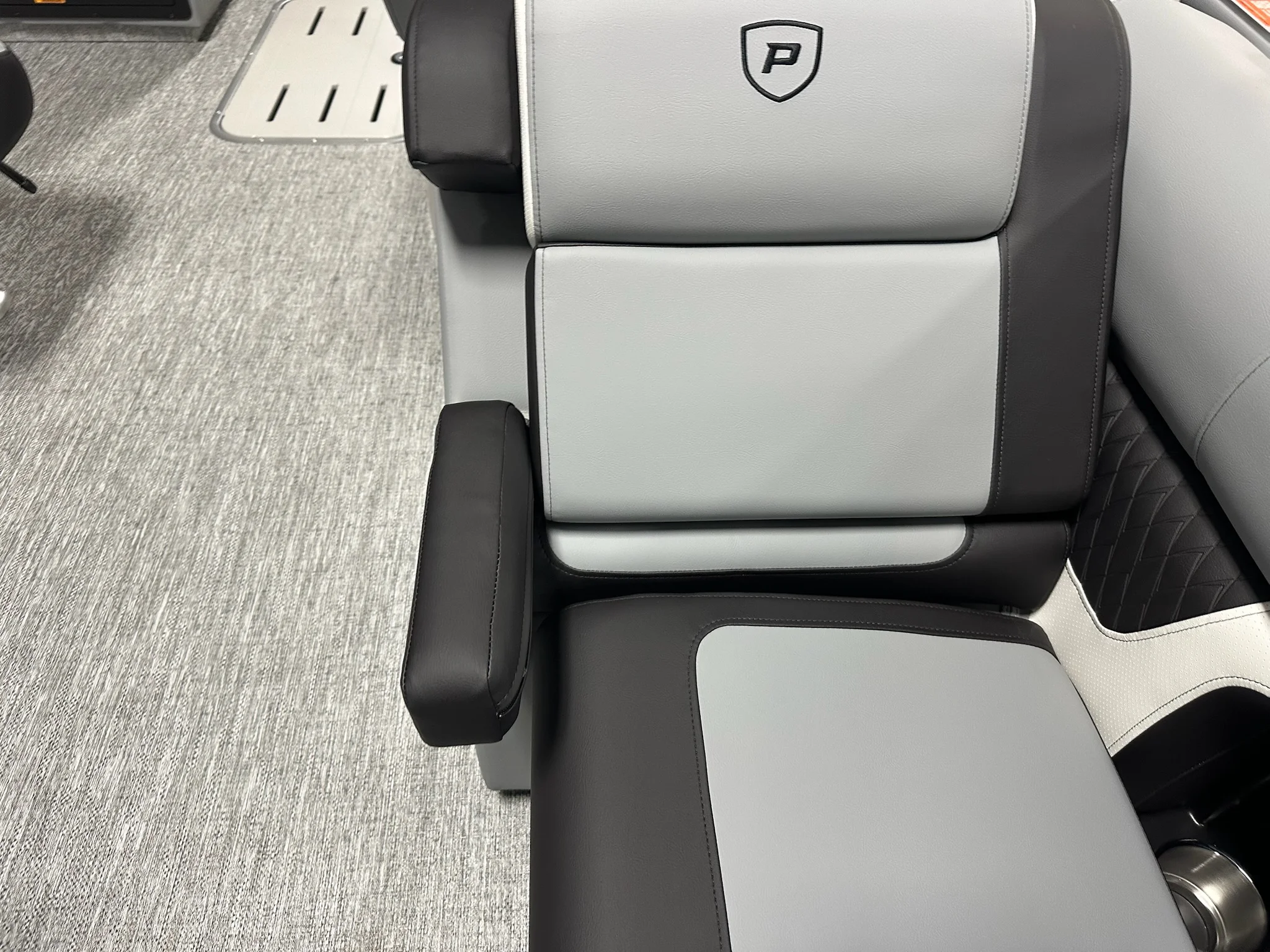 2026 Premier 230SOLARIS Image Thumbnail #49