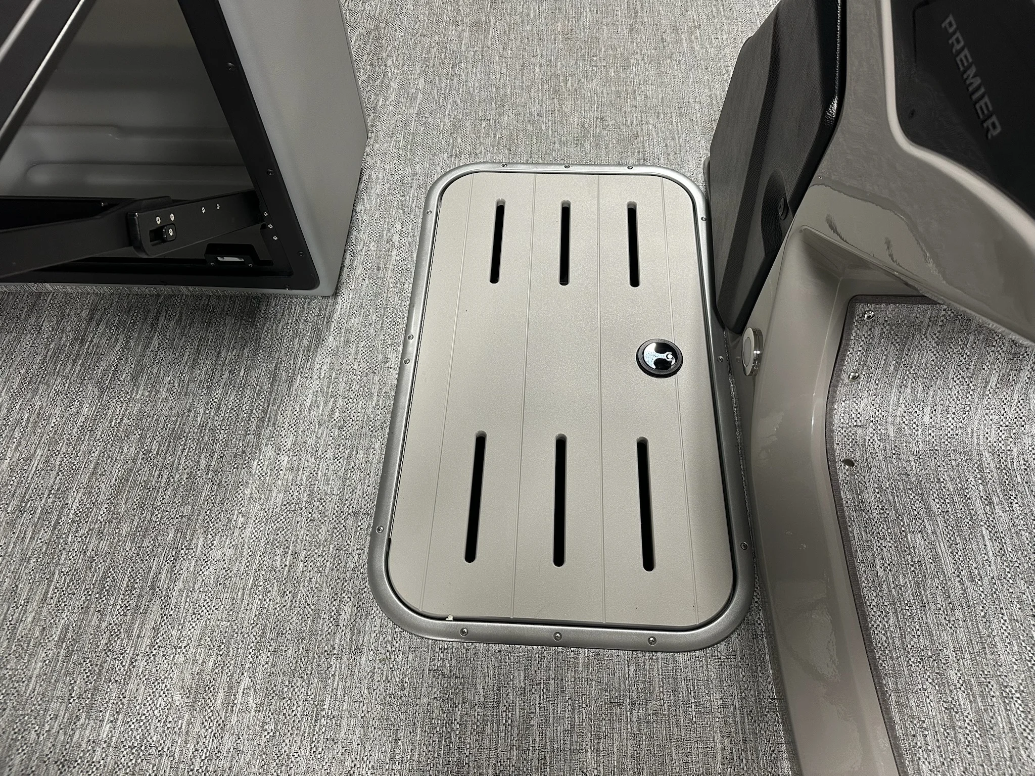 2026 Premier 230SOLARIS Image Thumbnail #56