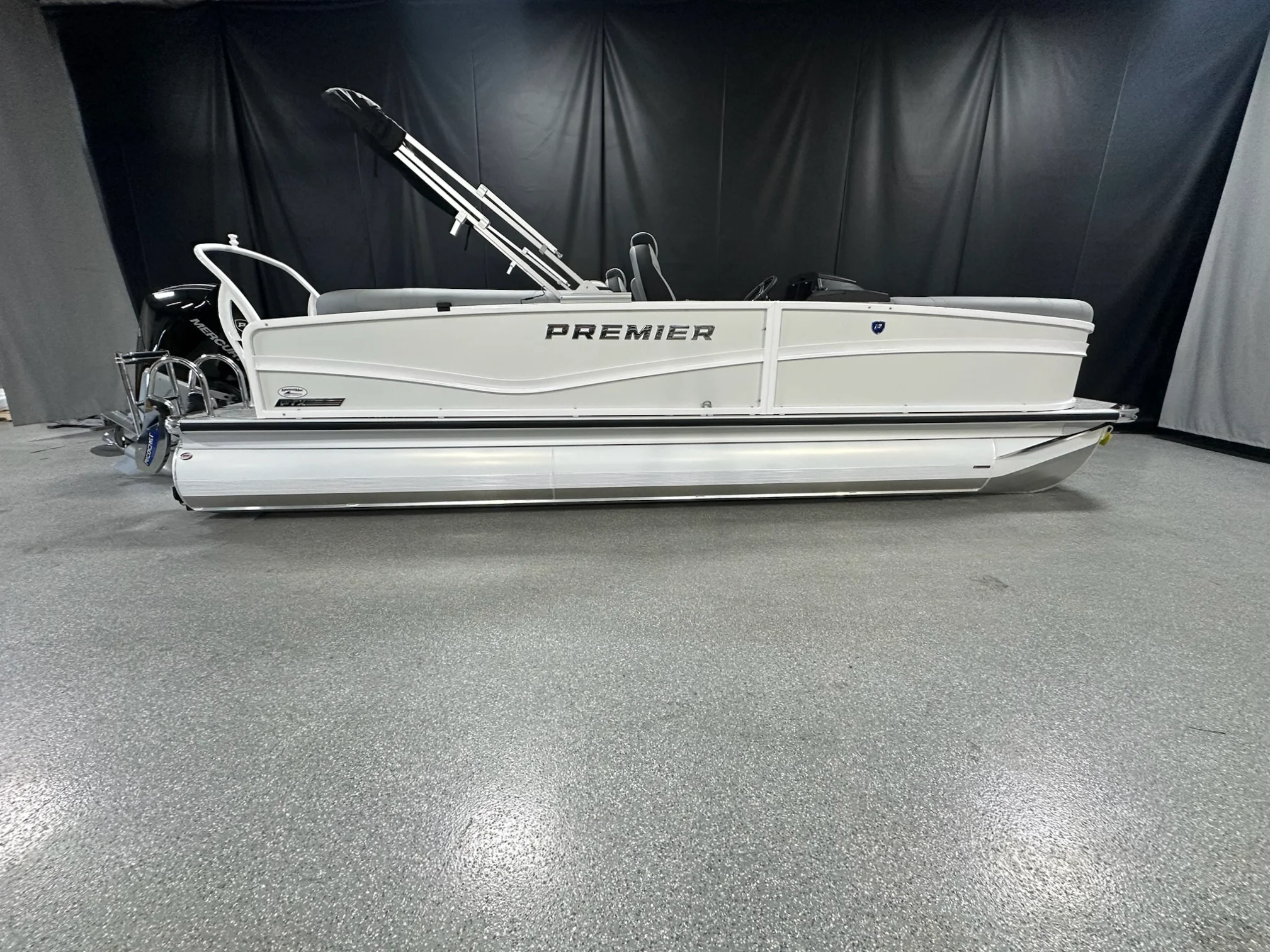 2026 Premier 230SOLARIS Image Thumbnail #0