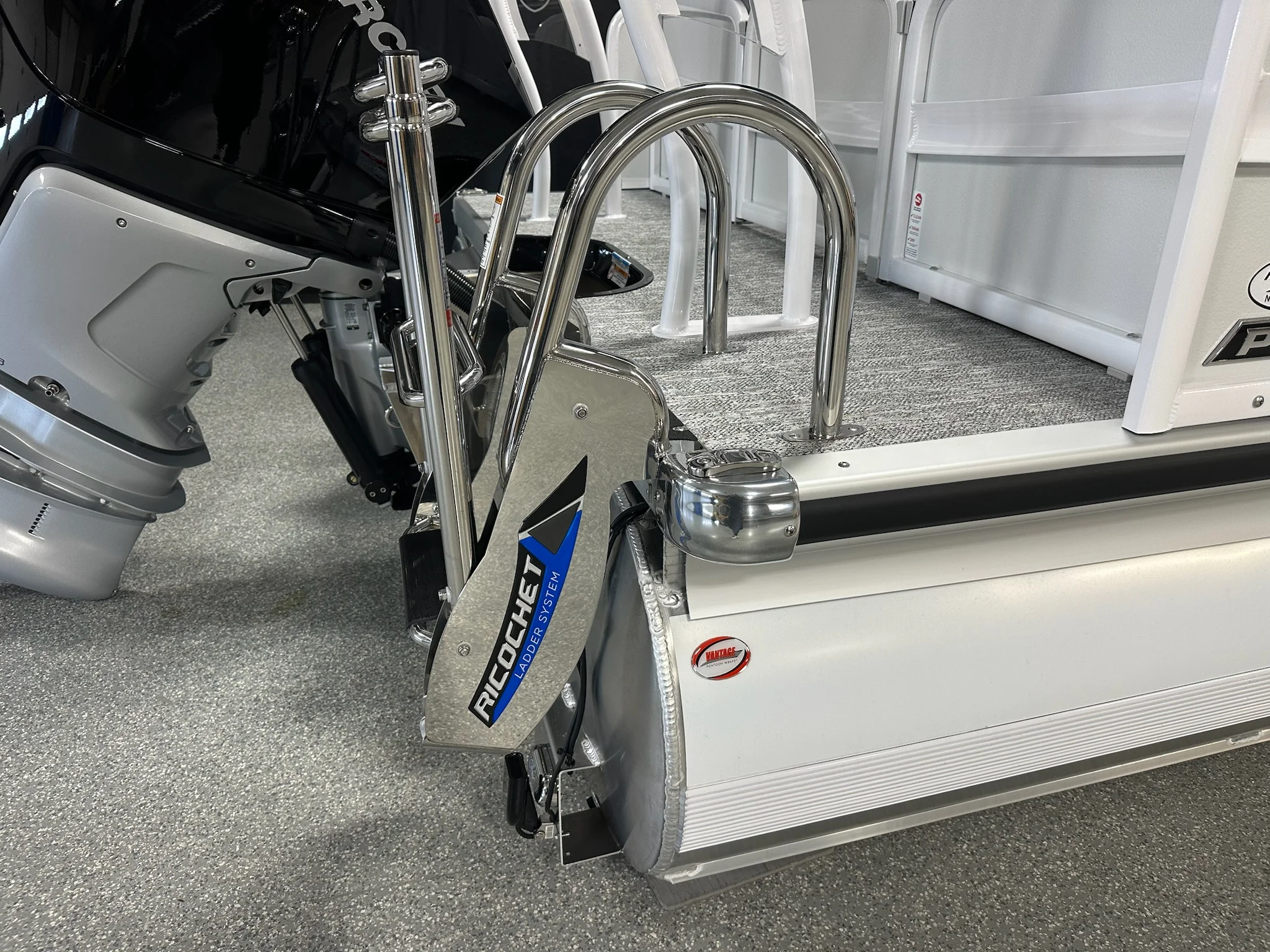 2026 Premier 230SOLARIS Image Thumbnail #17