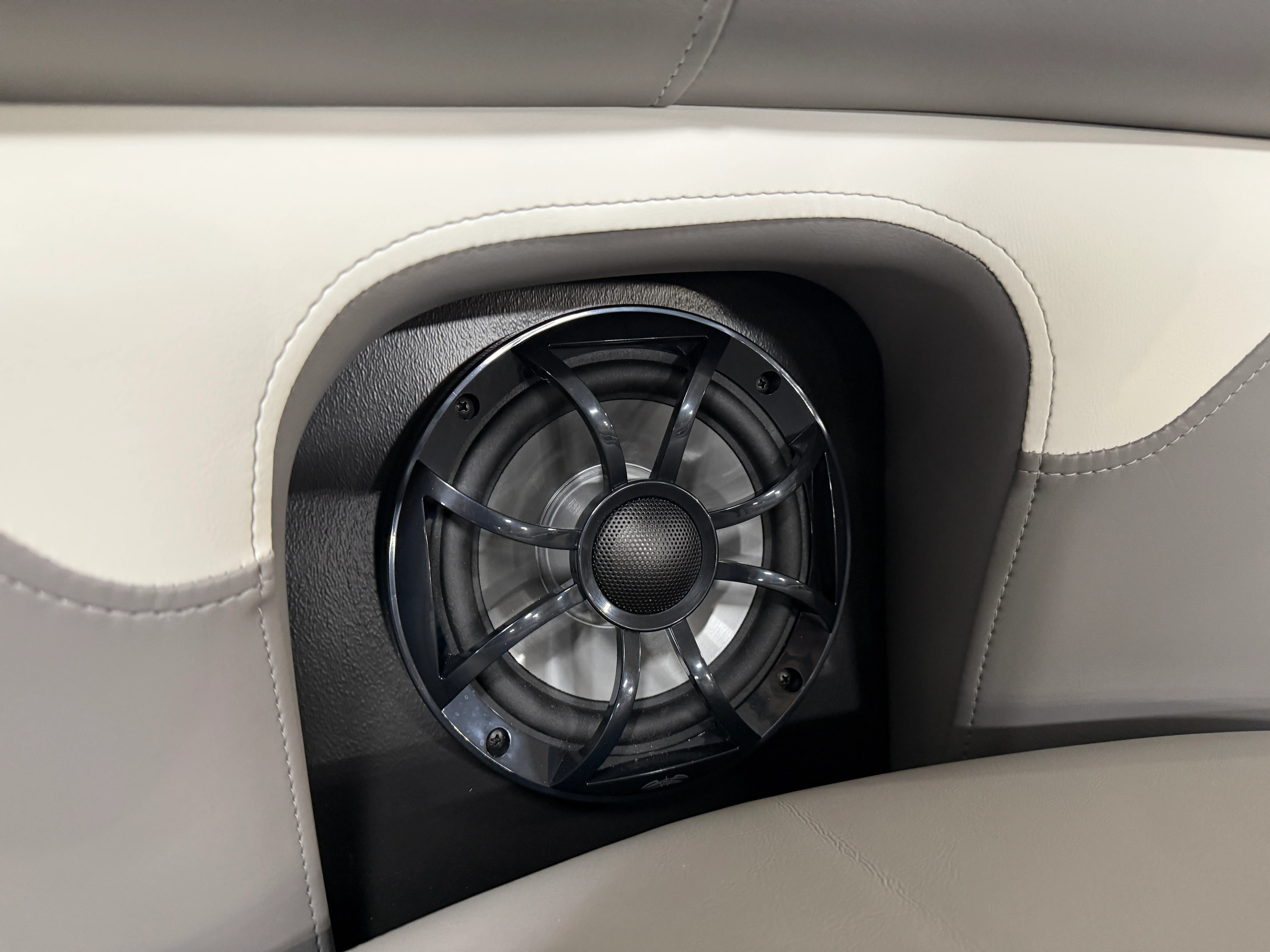 2026 Premier 230SUNSATION Image Thumbnail #18