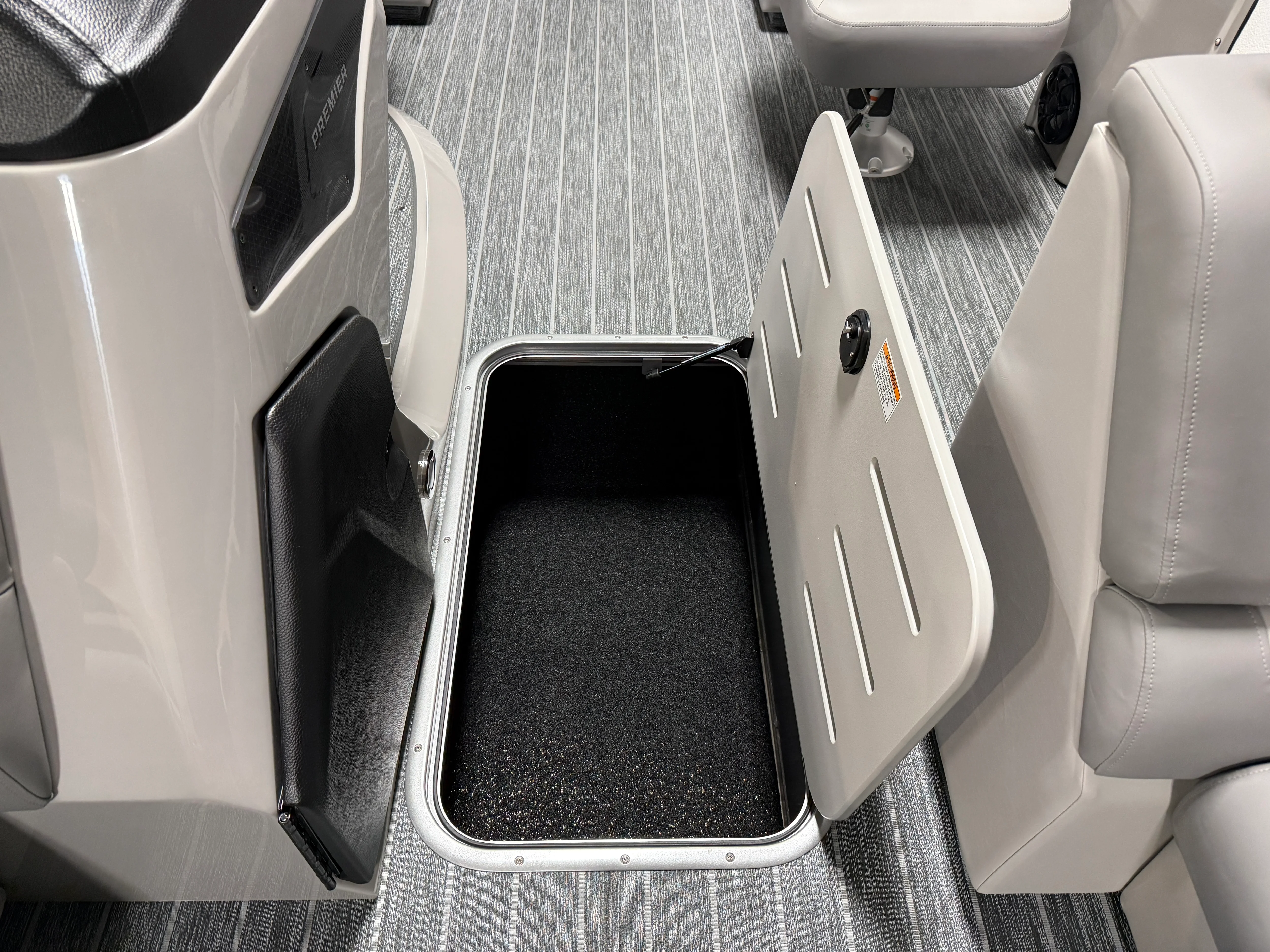 2026 Premier 230SUNSATION Image Thumbnail #25