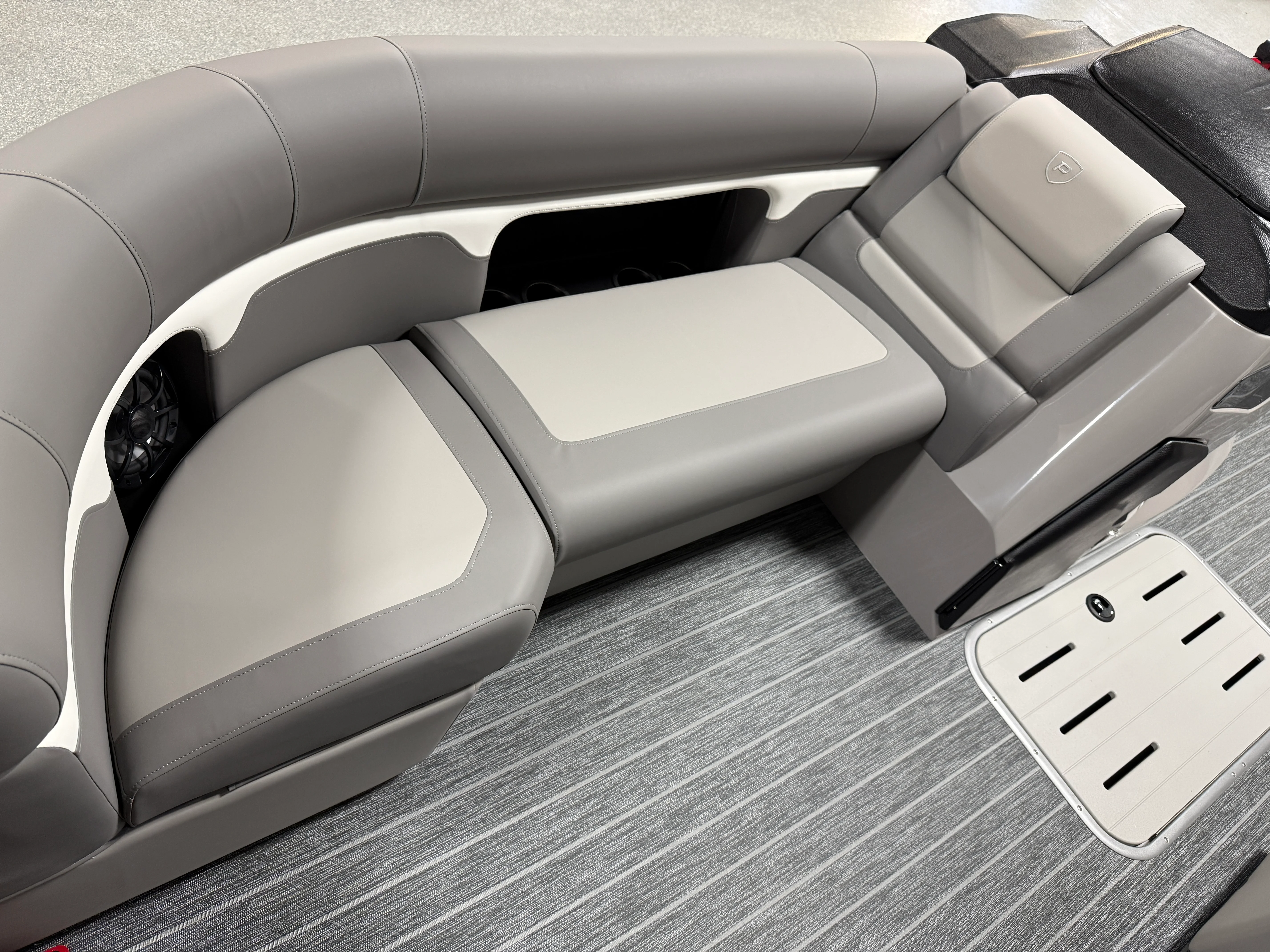 2026 Premier 230SUNSATION Image Thumbnail #19