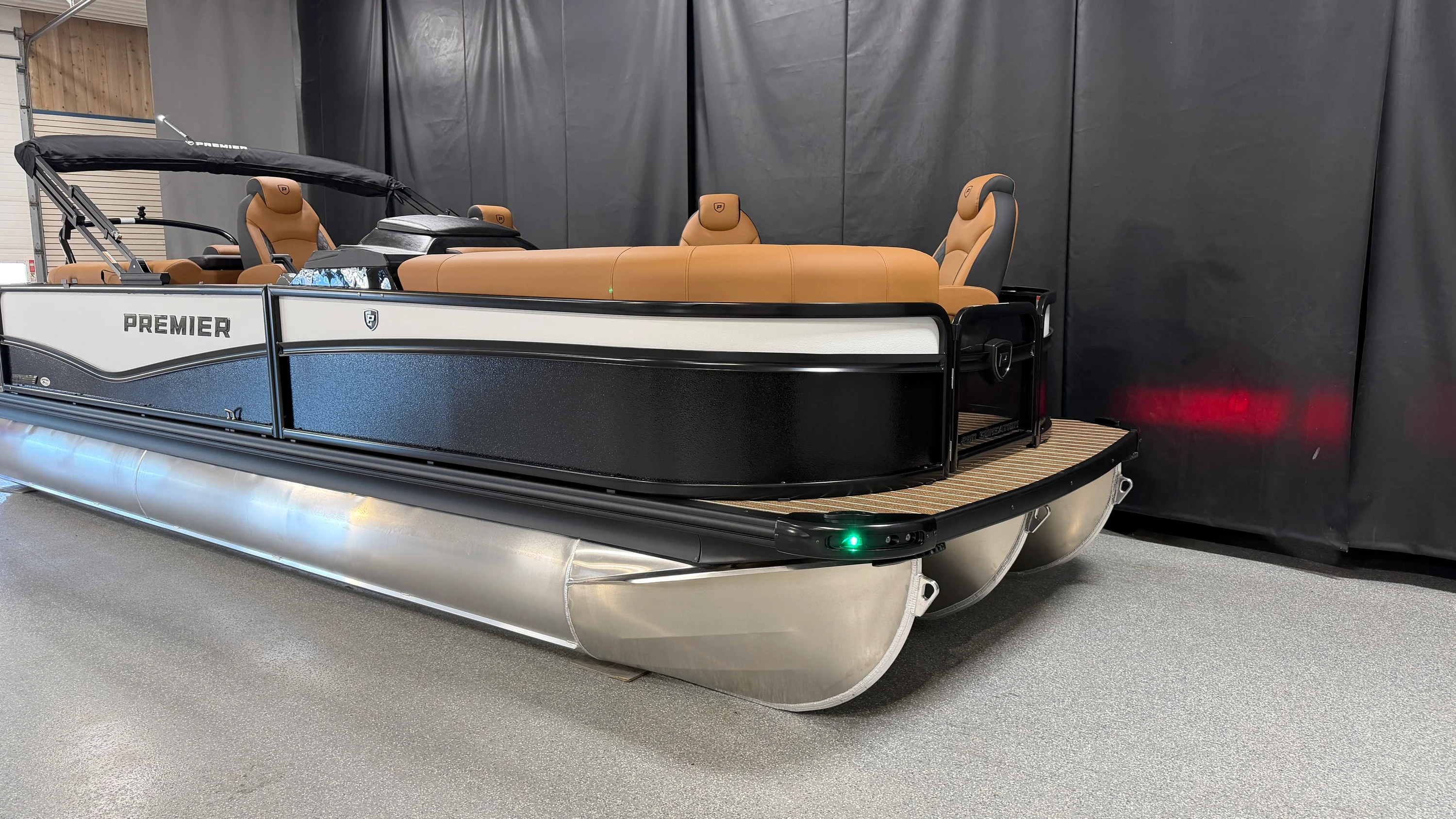 2026 Premier 230SUNSATION Image Thumbnail #4