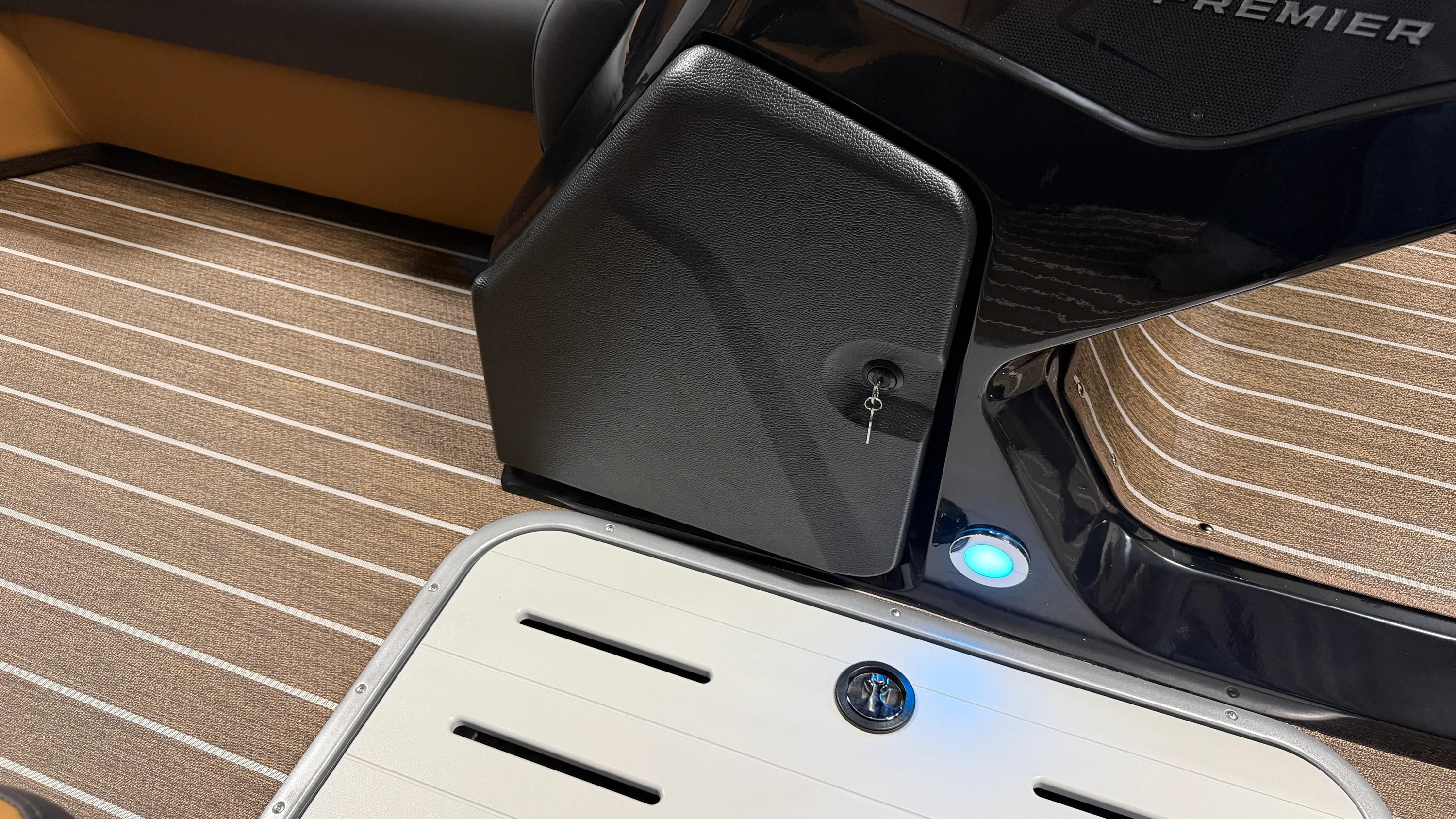 2026 Premier 230SUNSATION Image Thumbnail #80