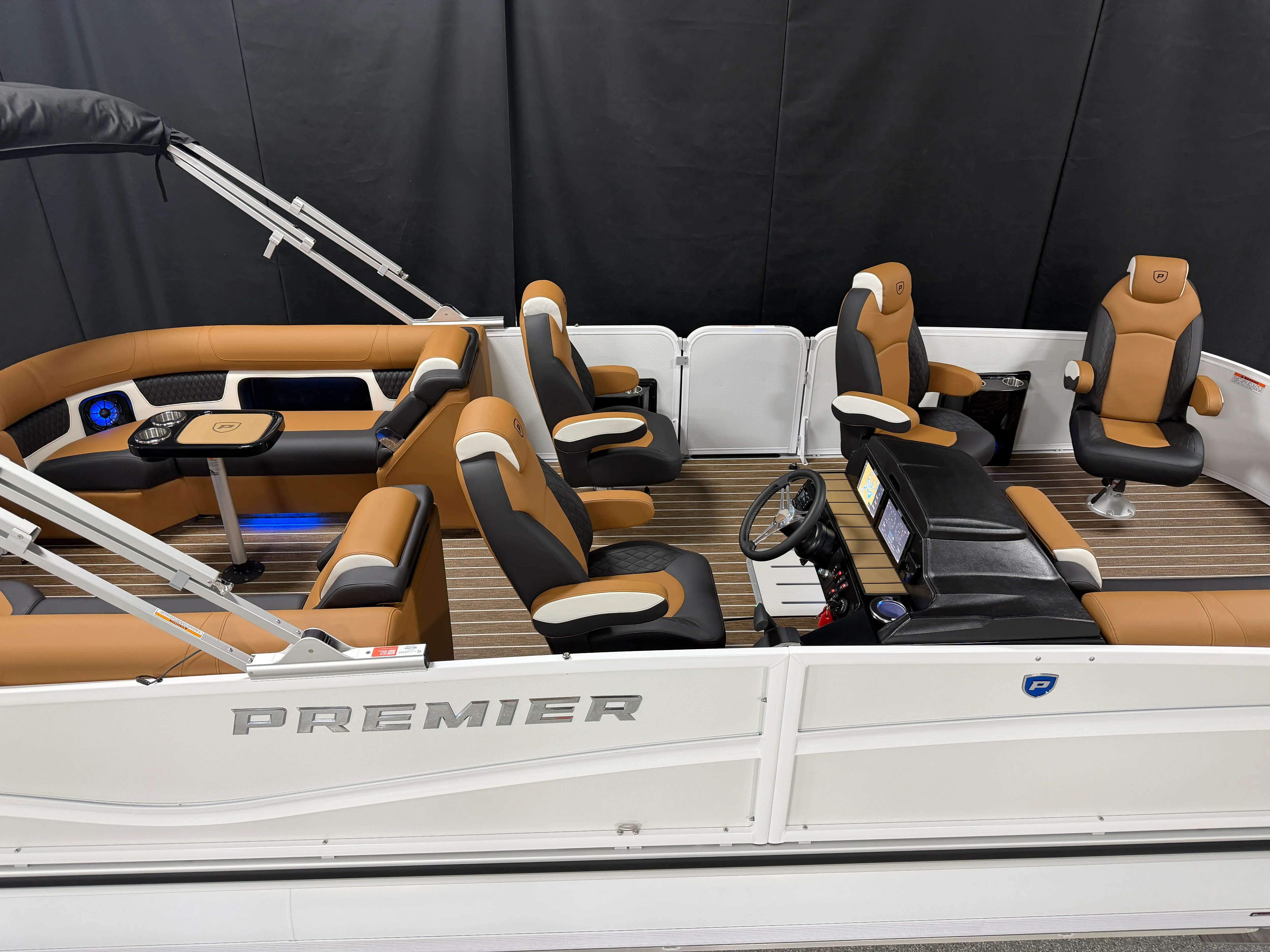 2026 Premier 230SOLARIS Image Thumbnail #8