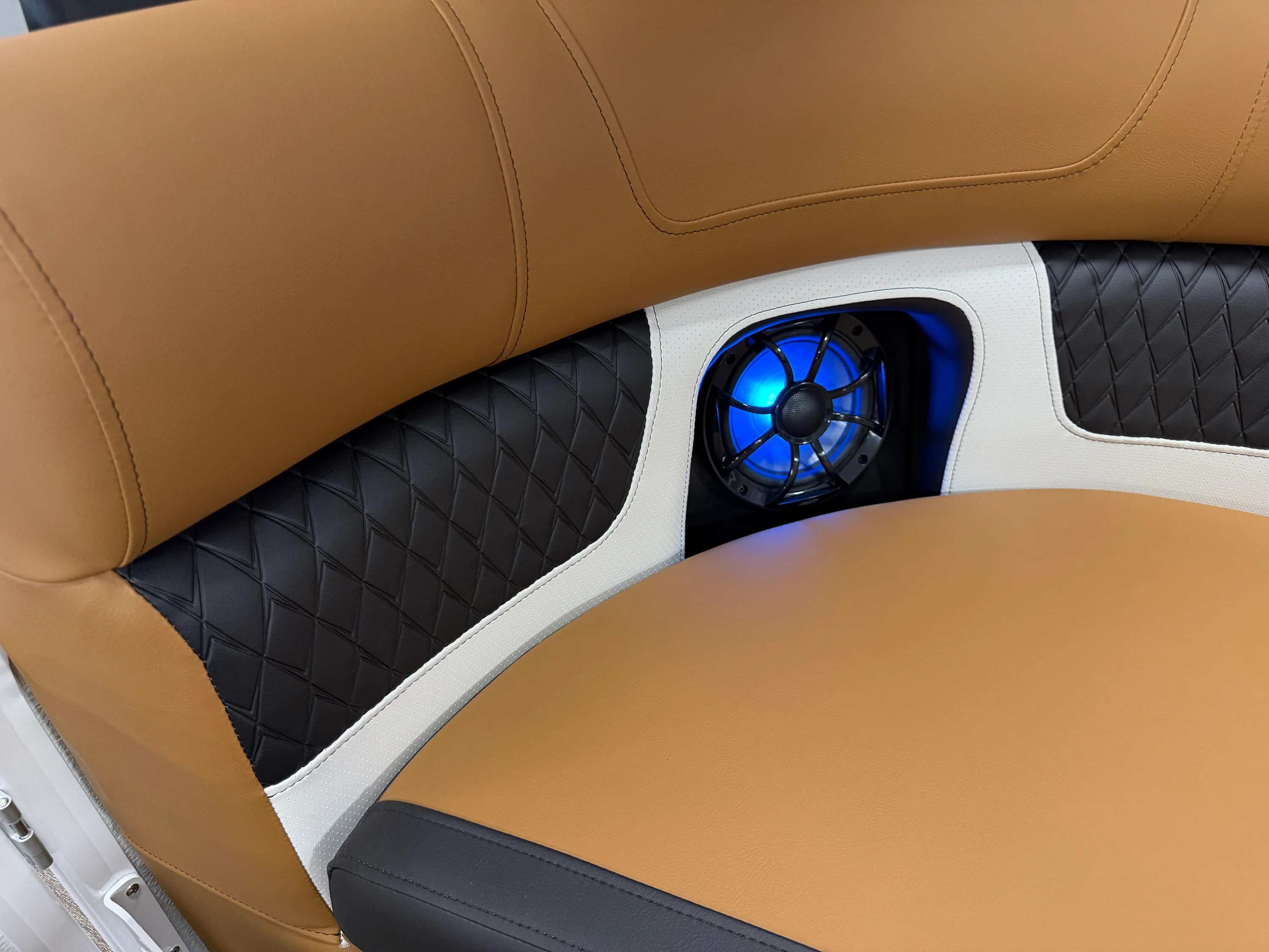 2026 Premier 230SOLARIS Image Thumbnail #23