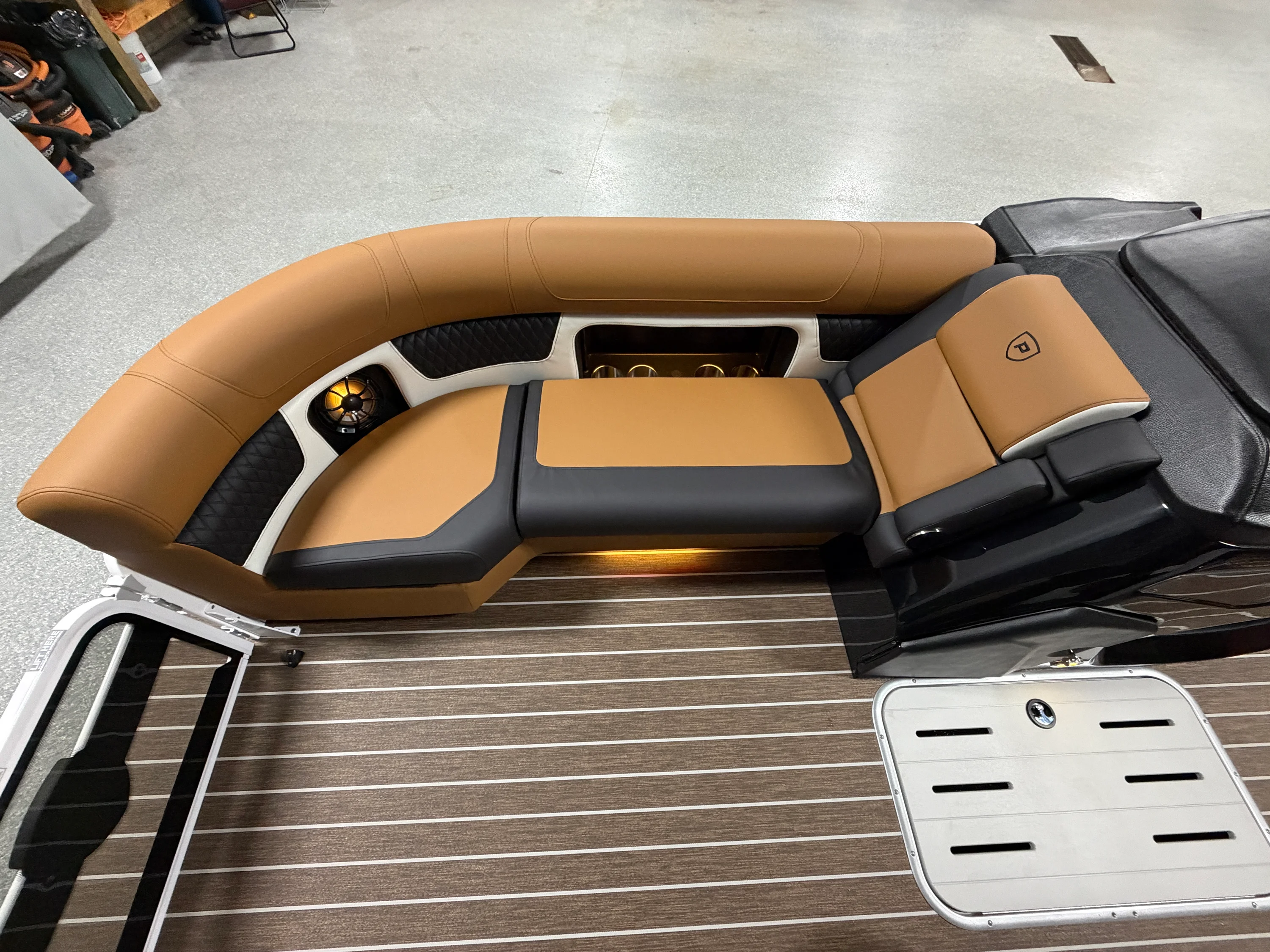 2026 Premier 230SOLARIS Image Thumbnail #72