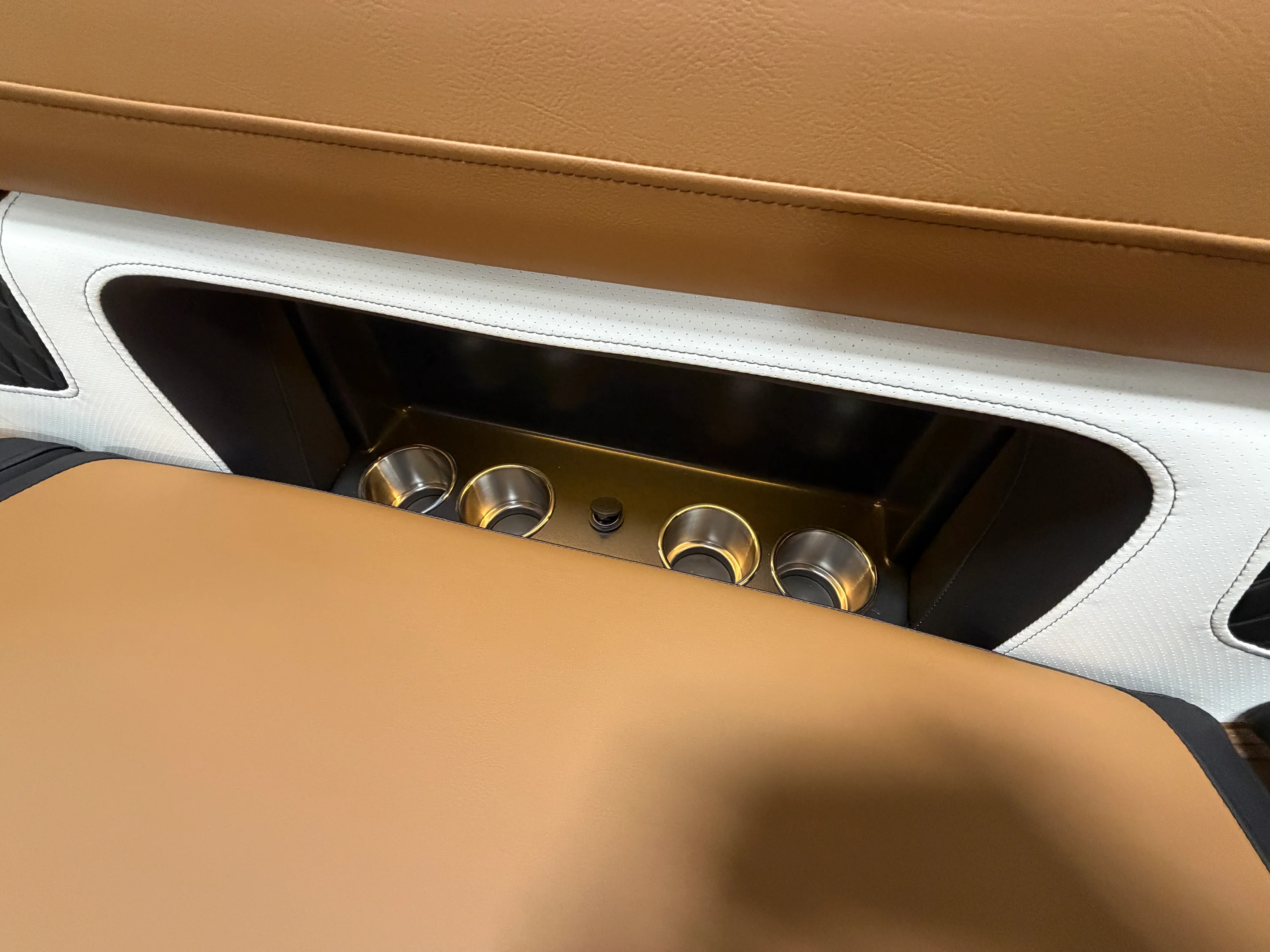 2026 Premier 230SOLARIS Image Thumbnail #28