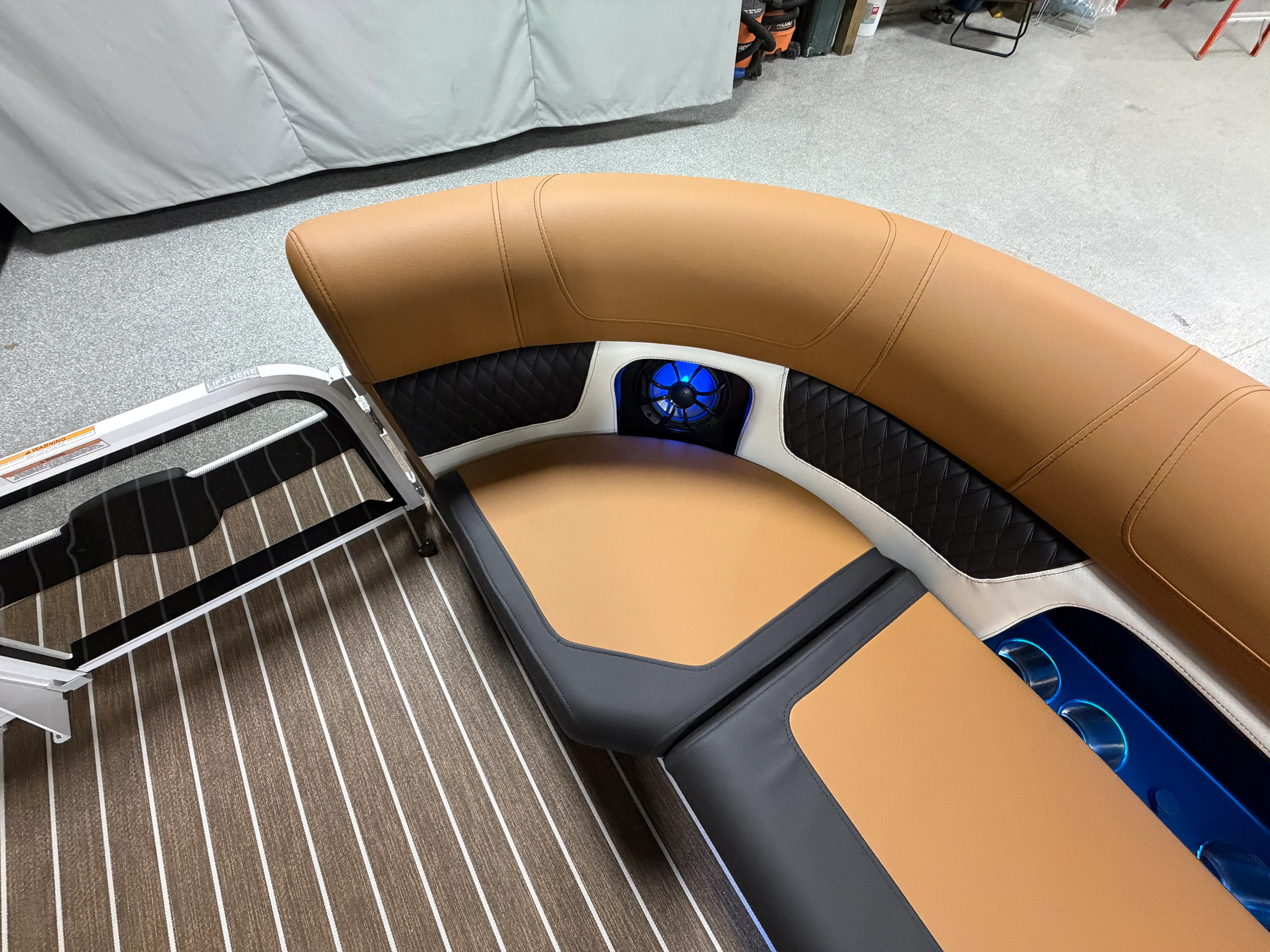 2026 Premier 230SOLARIS Image Thumbnail #77