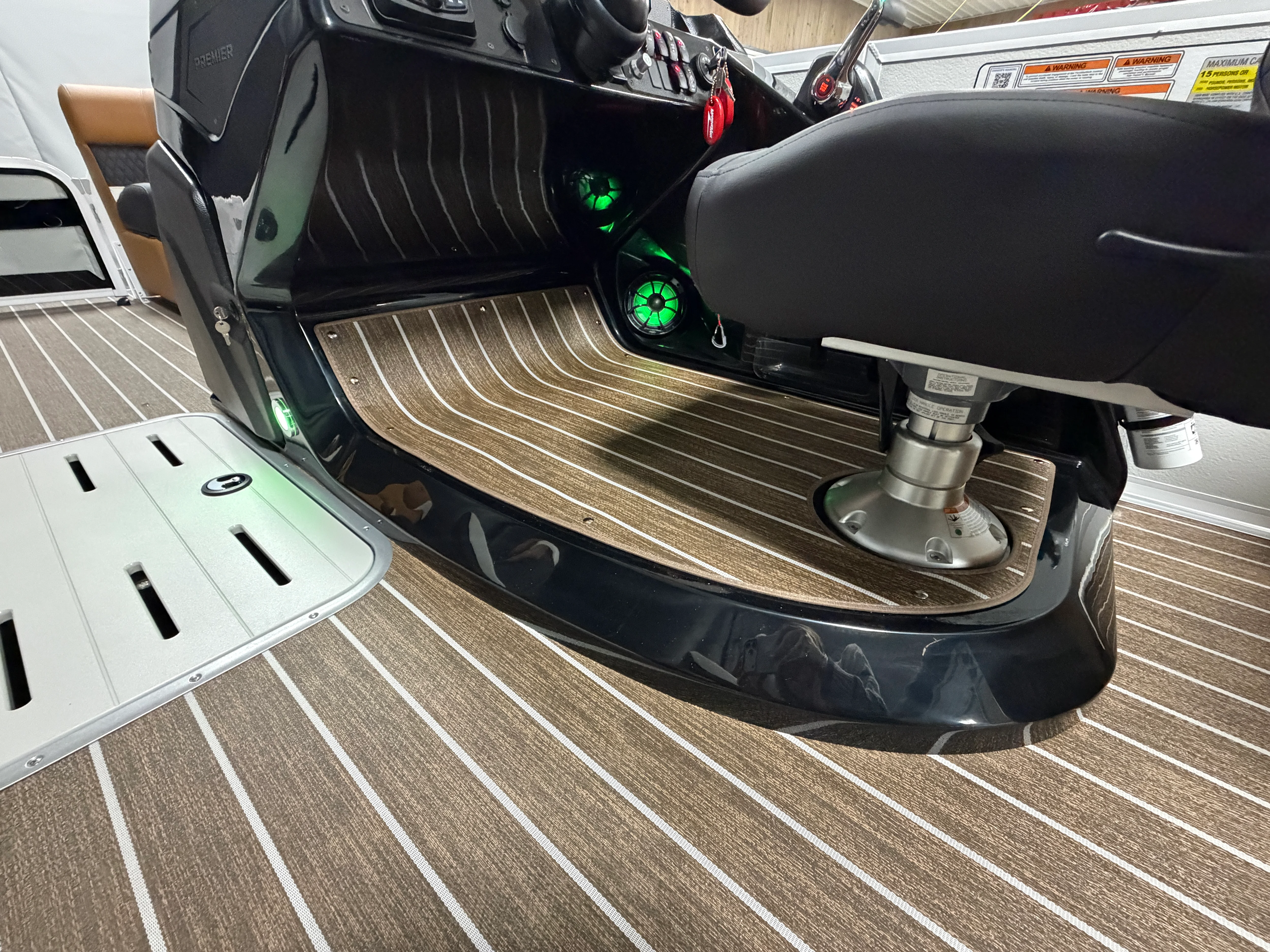 2026 Premier 230SOLARIS Image Thumbnail #63