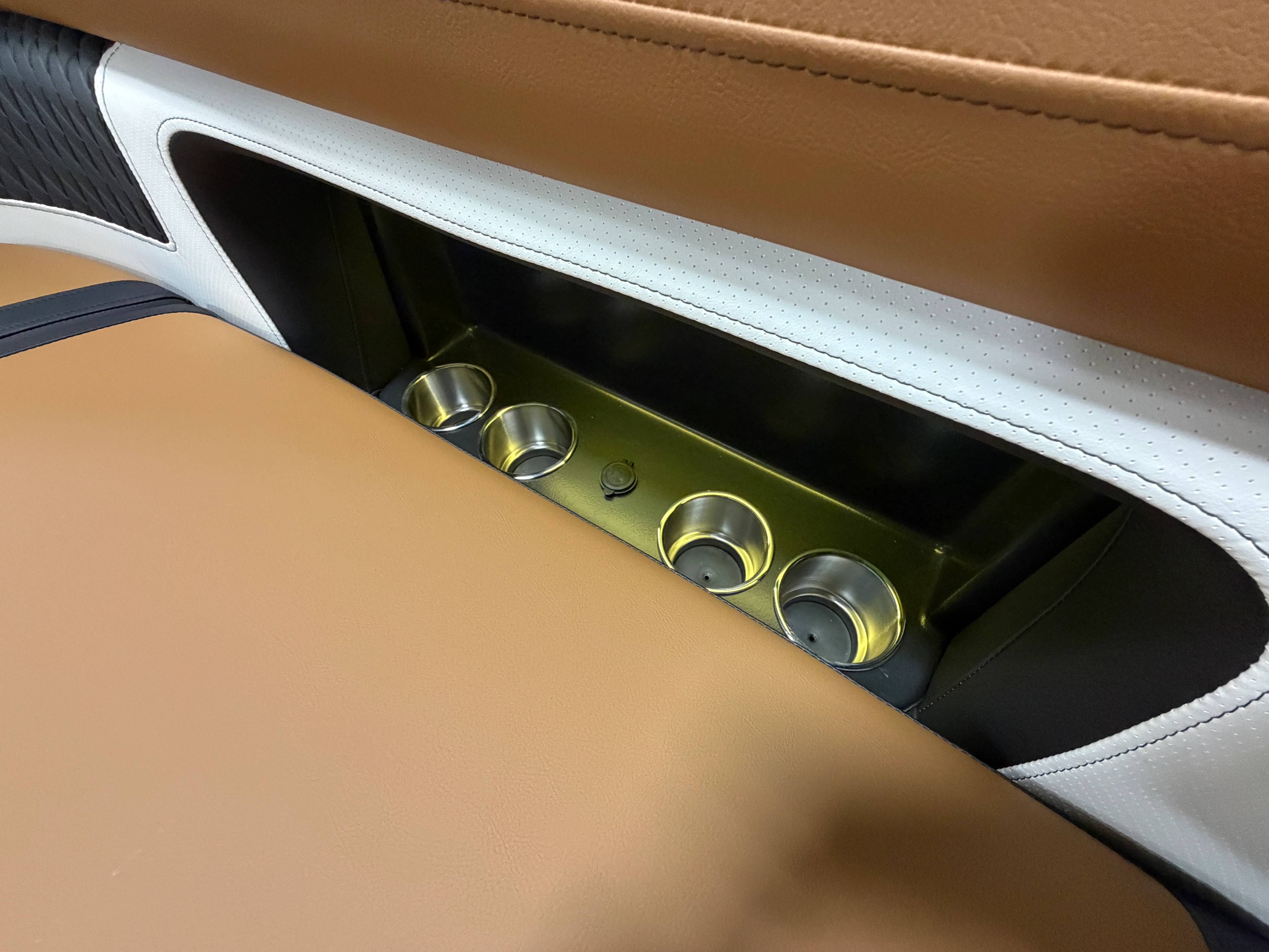 2026 Premier 230SOLARIS Image Thumbnail #30