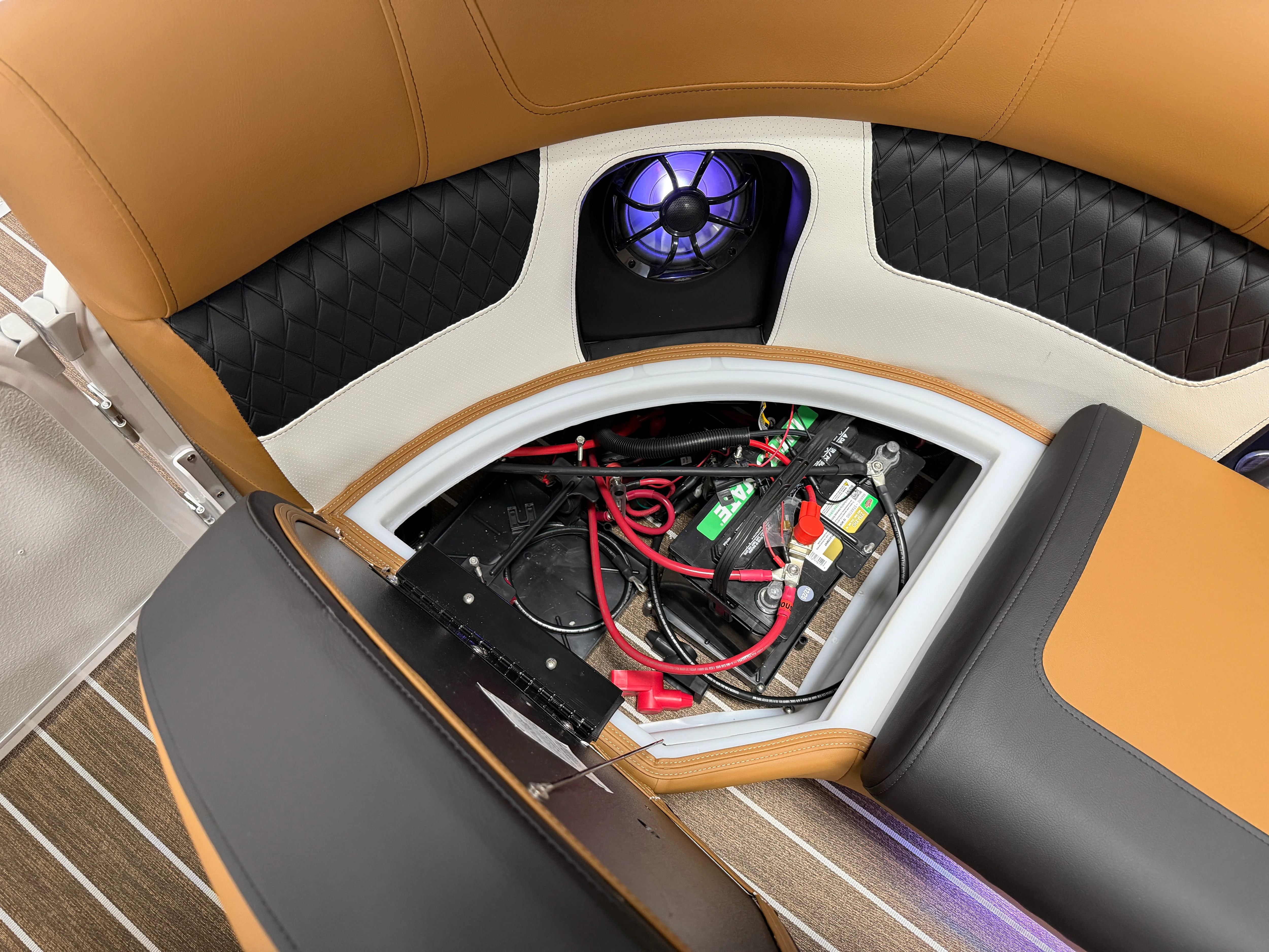 2026 Premier 230SOLARIS Image Thumbnail #24