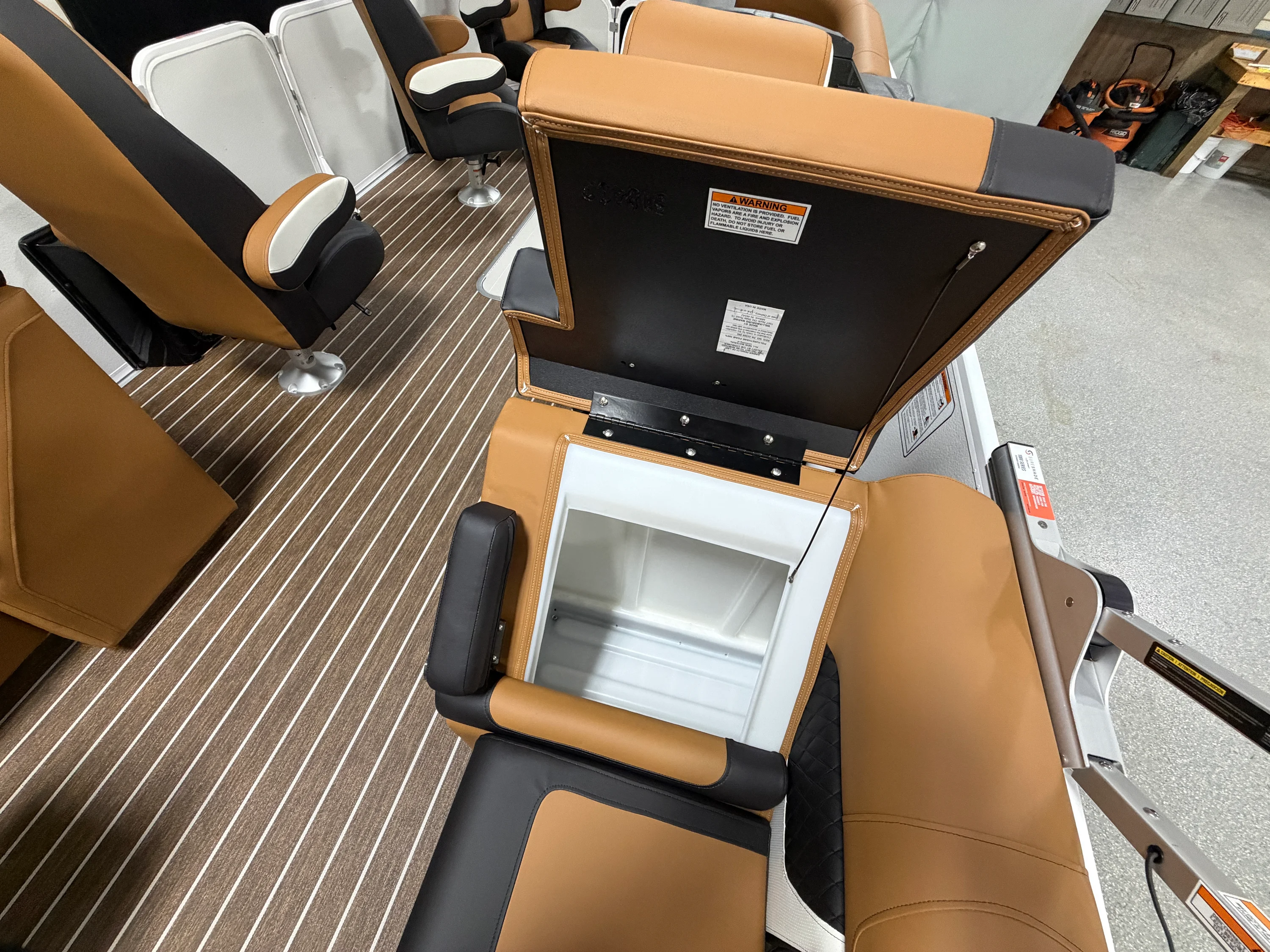 2026 Premier 230SOLARIS Image Thumbnail #43