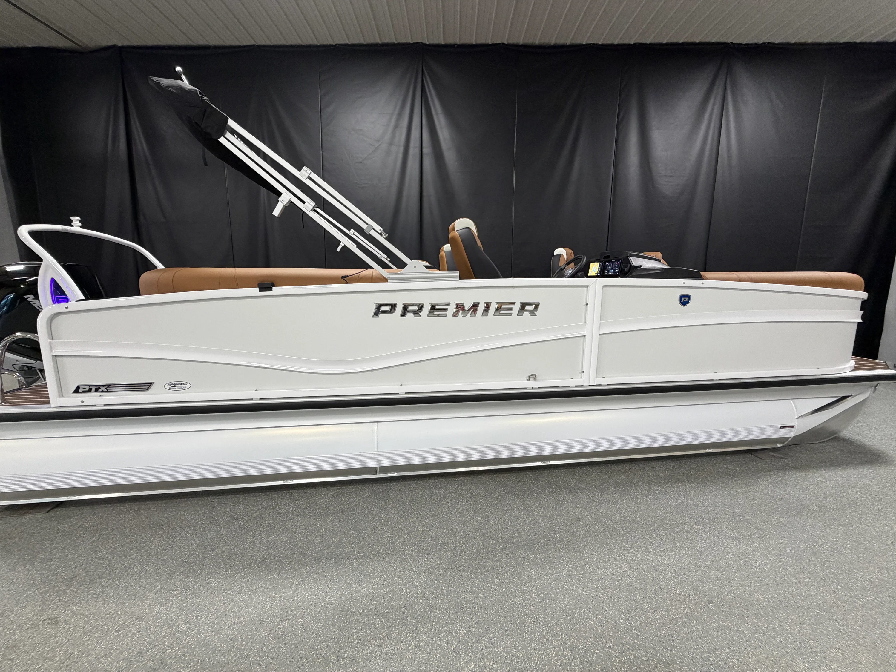 2026 Premier 230SOLARIS Image Thumbnail #3