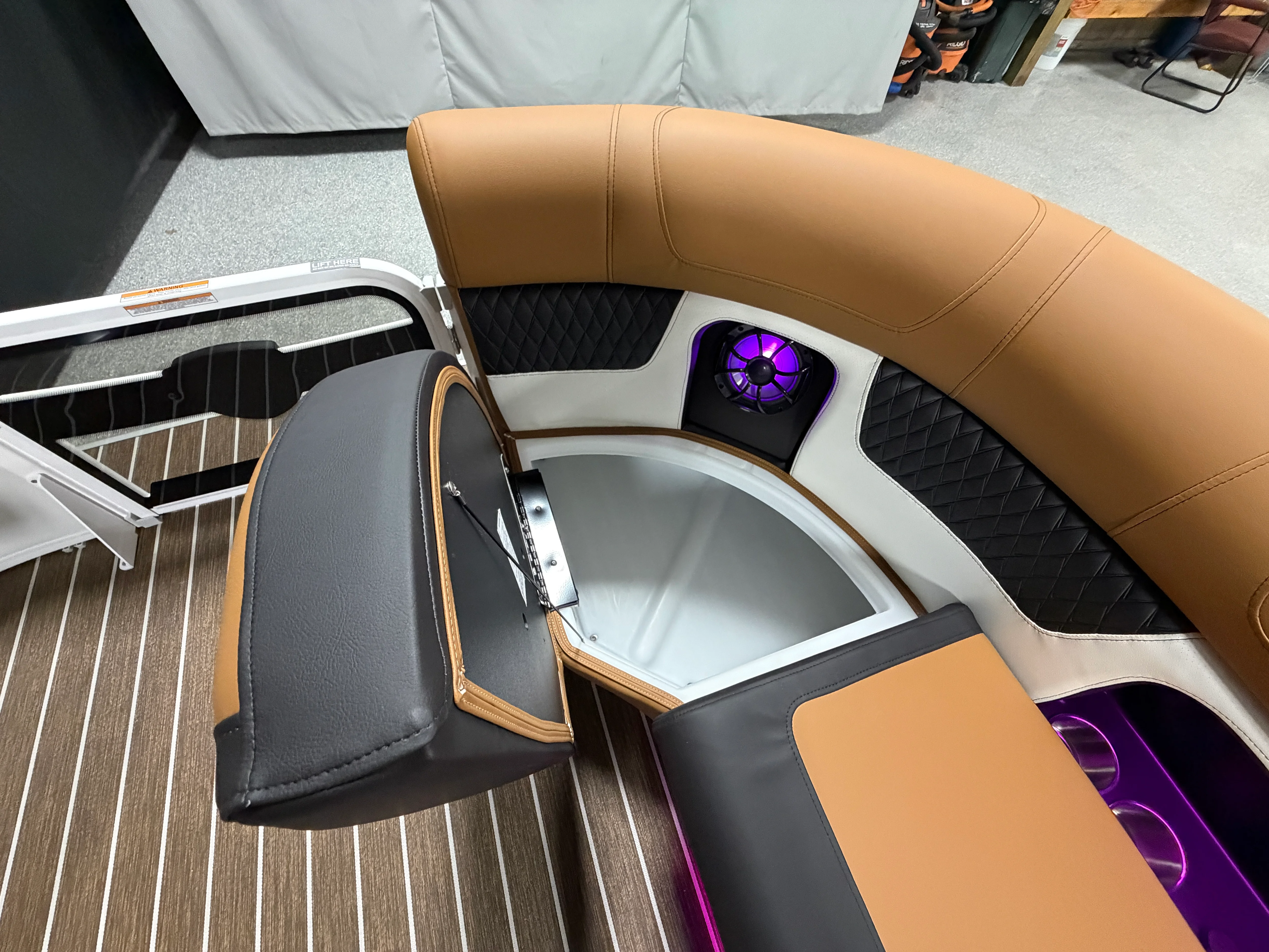 2026 Premier 230SOLARIS Image Thumbnail #78