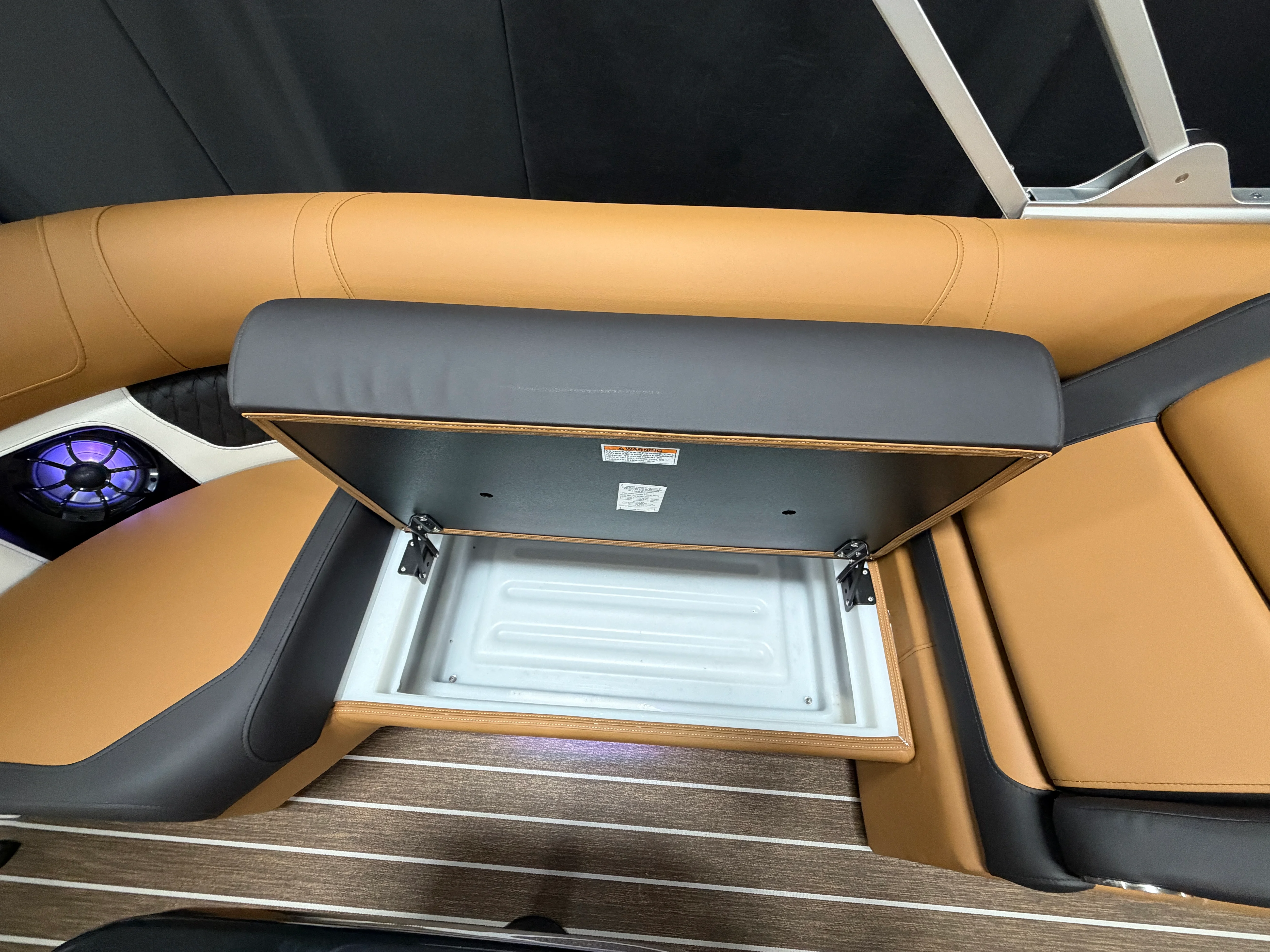 2026 Premier 230SOLARIS Image Thumbnail #27