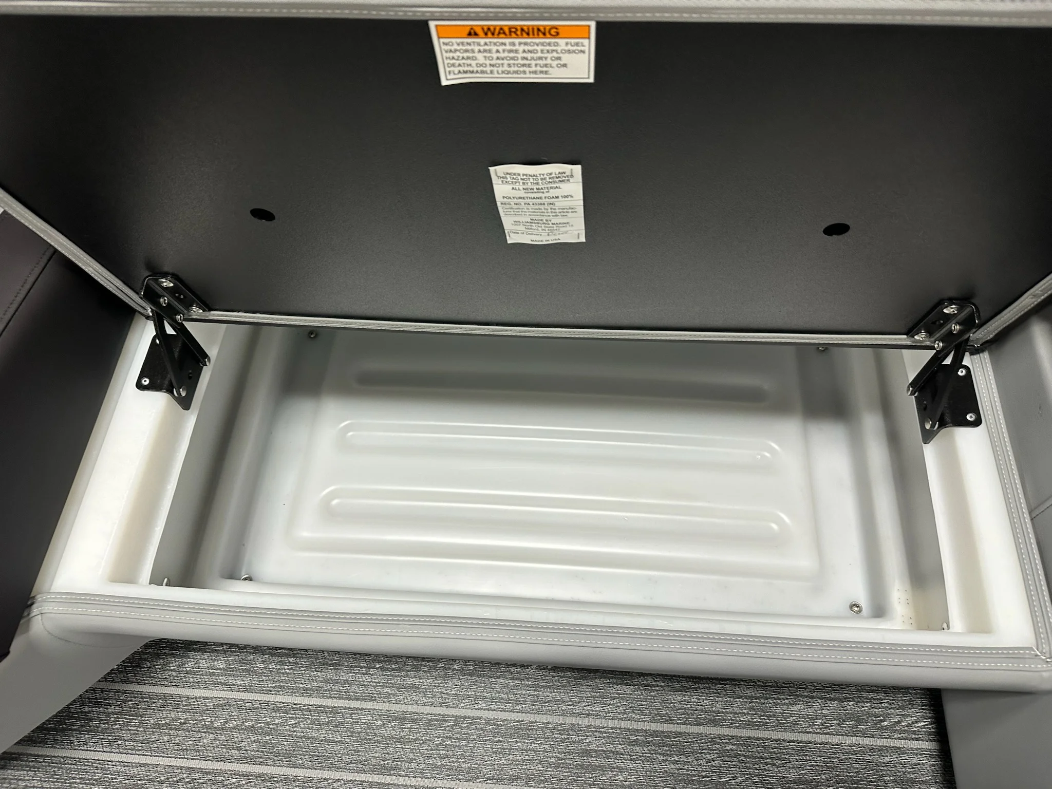 2026 Premier 230SUNSATION Image Thumbnail #21