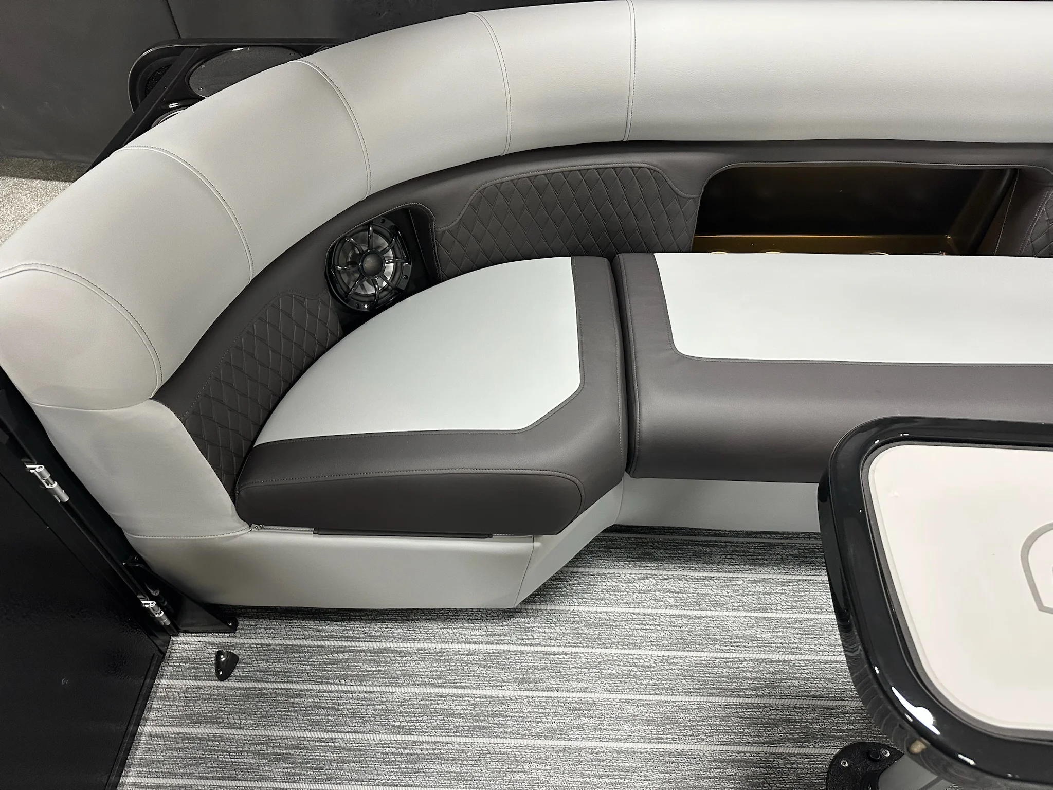 2026 Premier 230SUNSATION Image Thumbnail #17