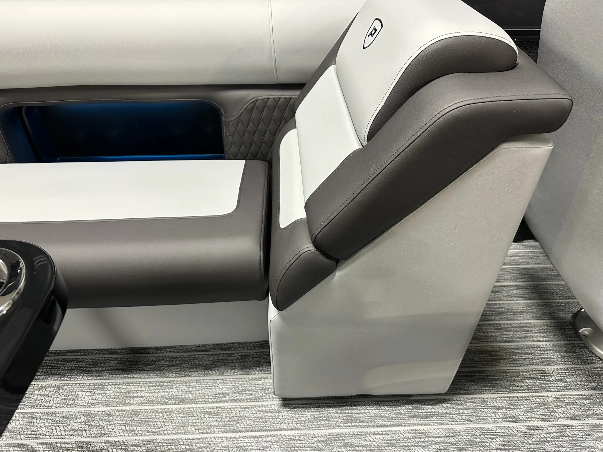 2026 Premier 230SUNSATION Image Thumbnail #22