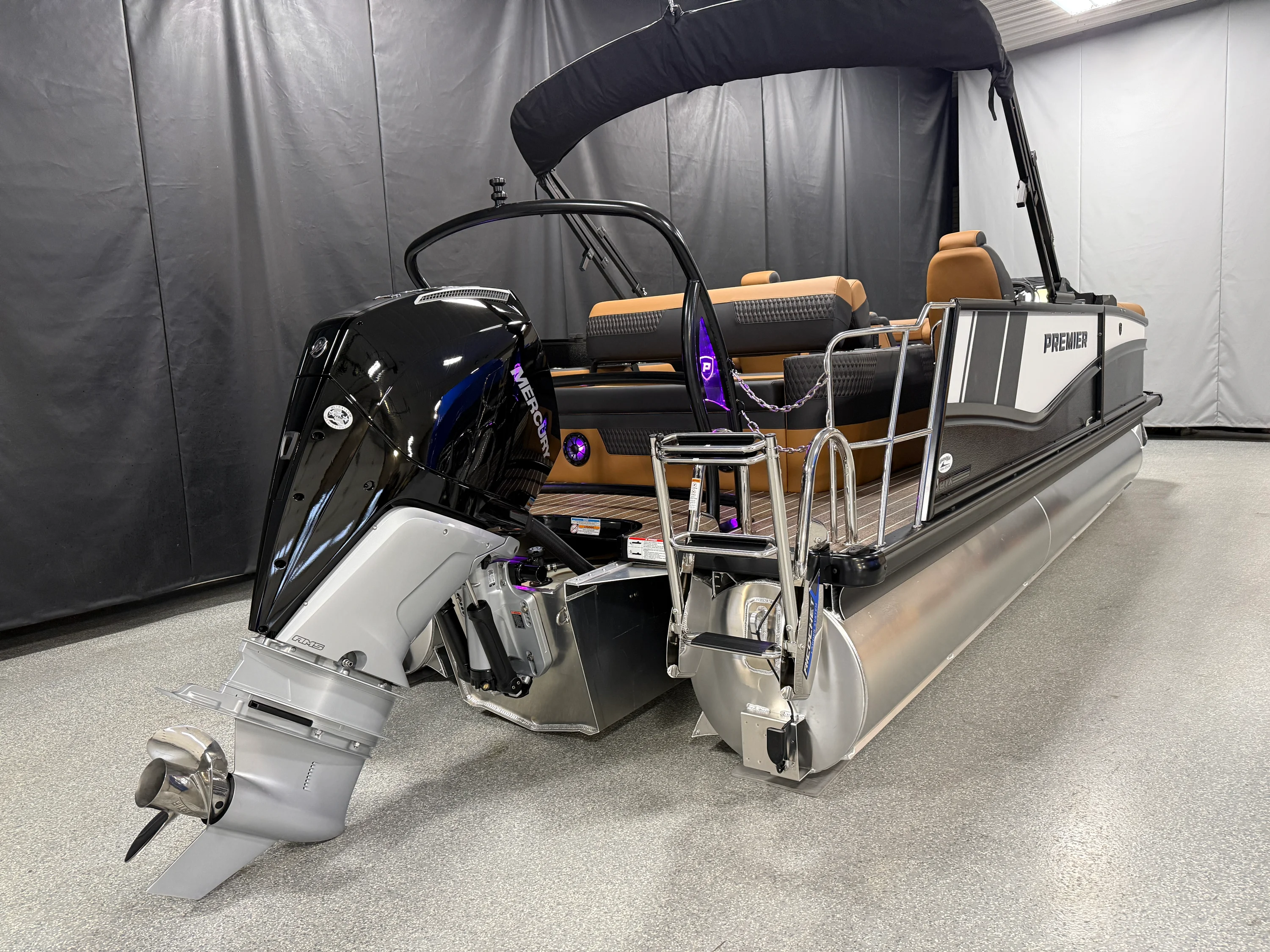 2026 Premier 230SOLARIS Image Thumbnail #17