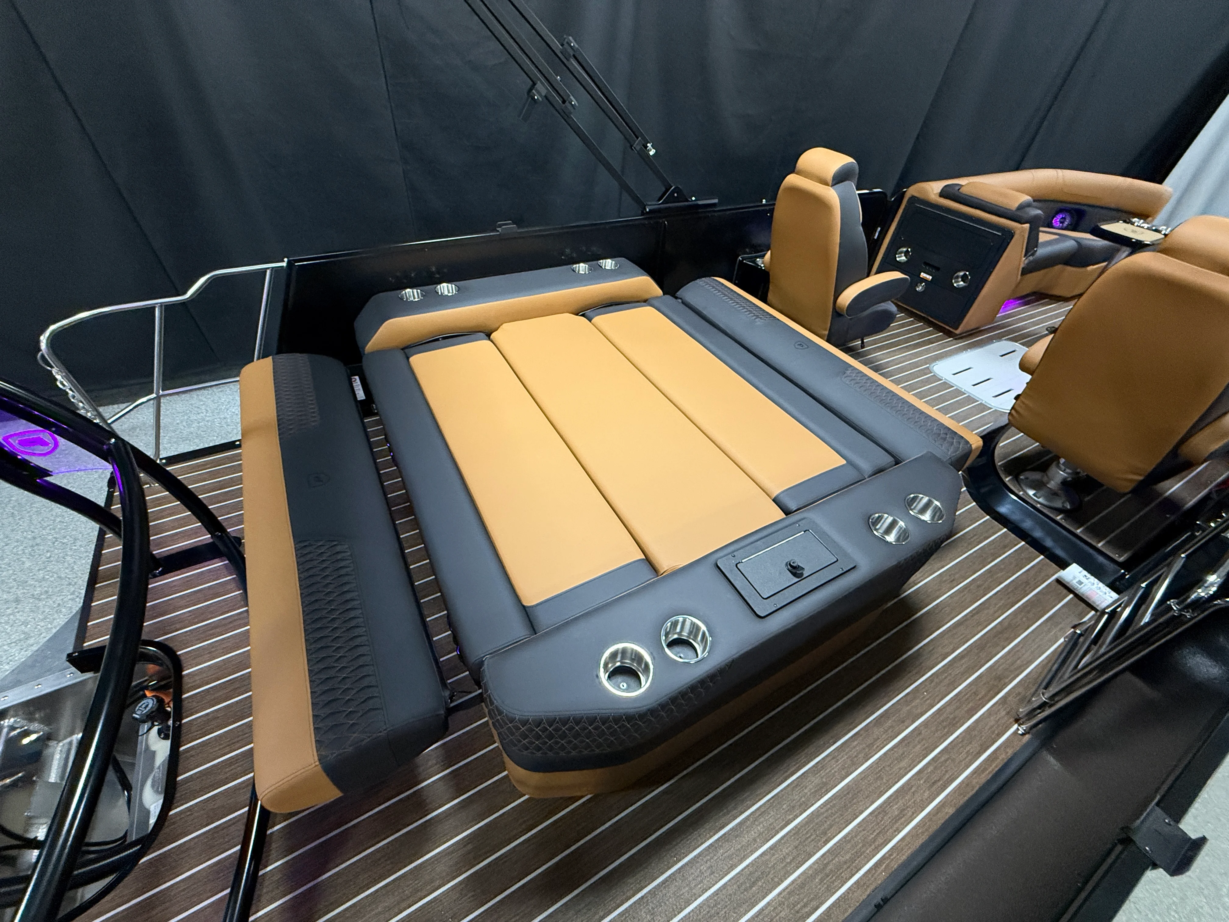 2026 Premier 230SOLARIS Image Thumbnail #38