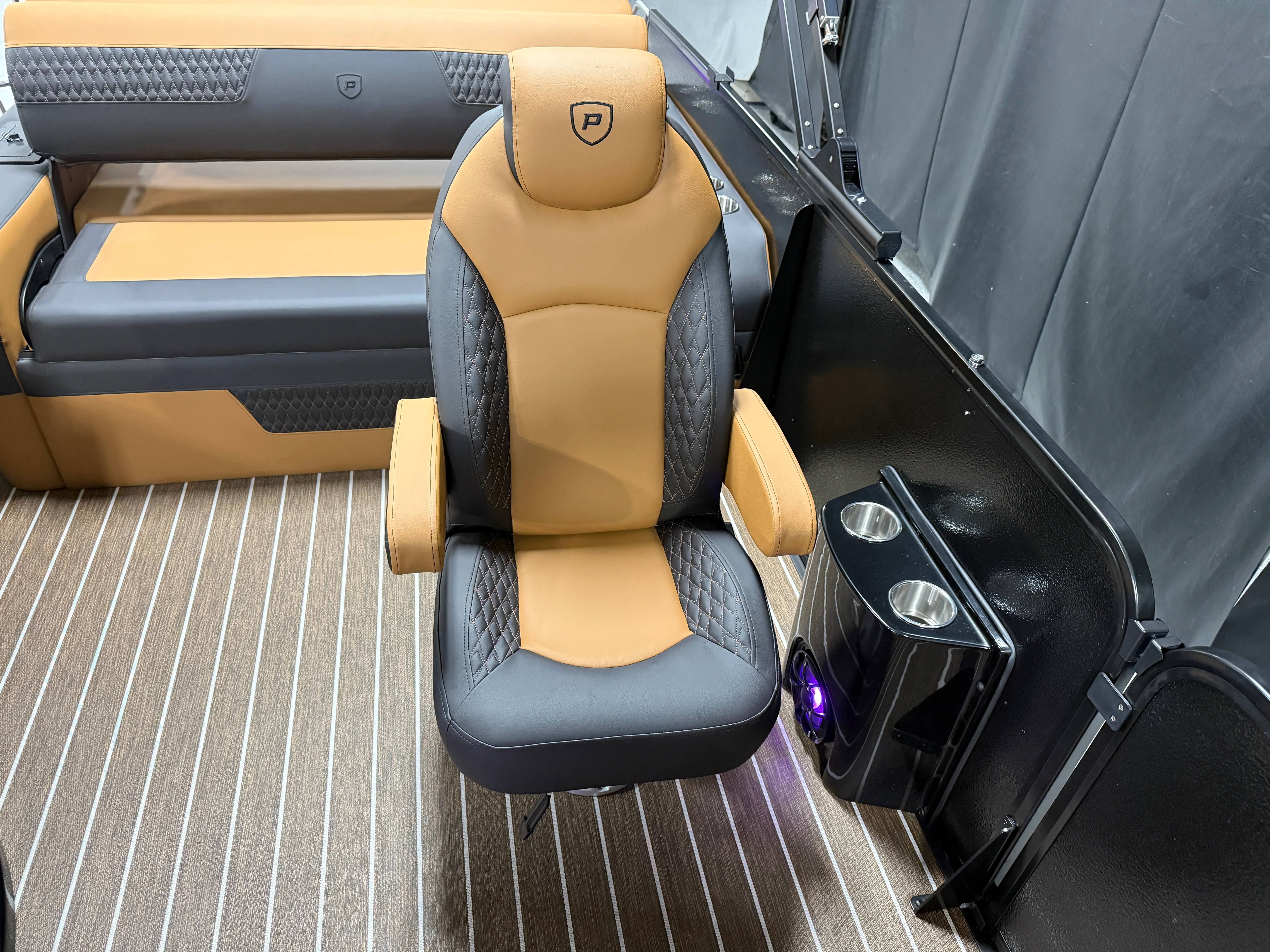 2026 Premier 230SOLARIS Image Thumbnail #48