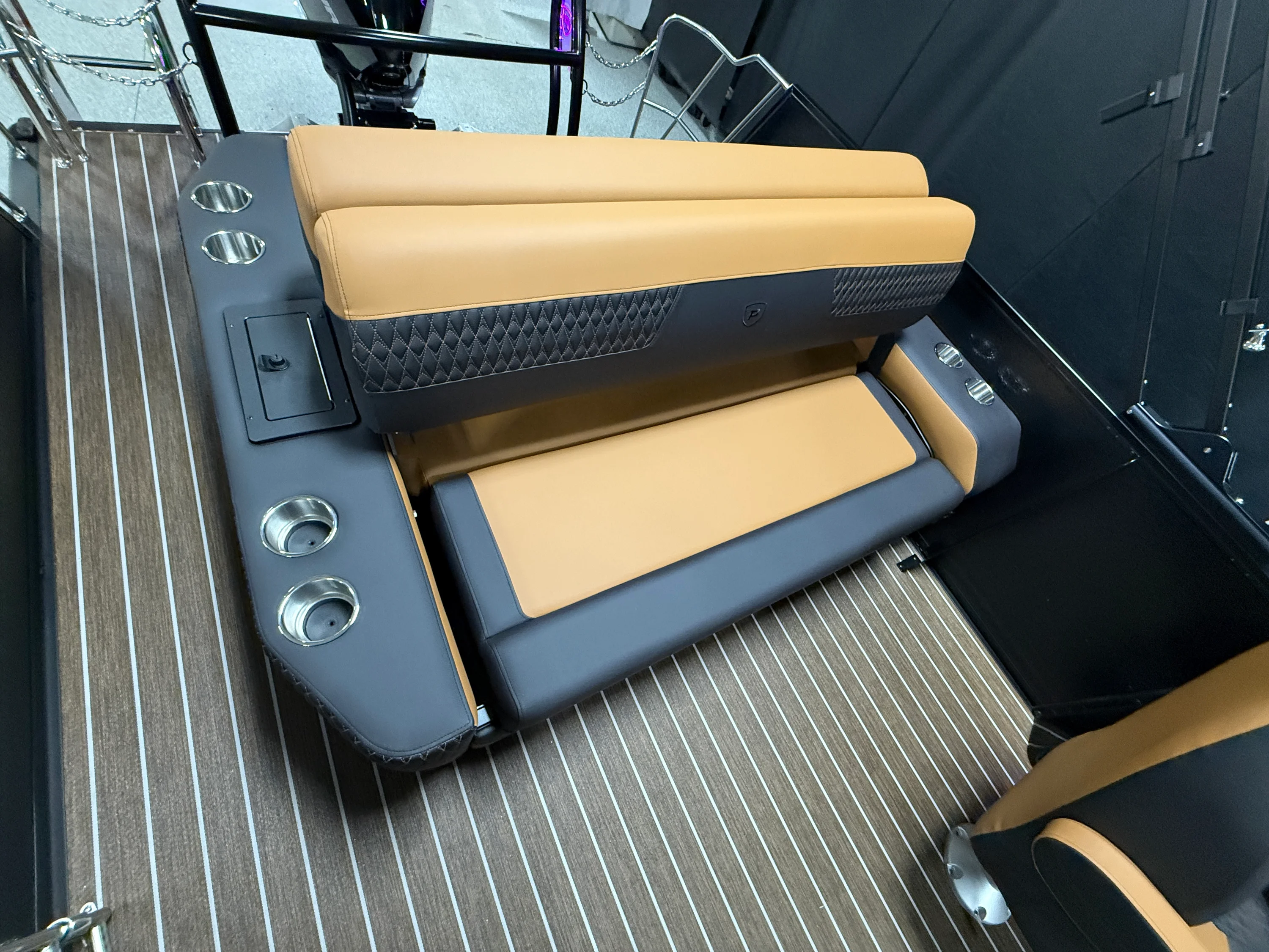 2026 Premier 230SOLARIS Image Thumbnail #40