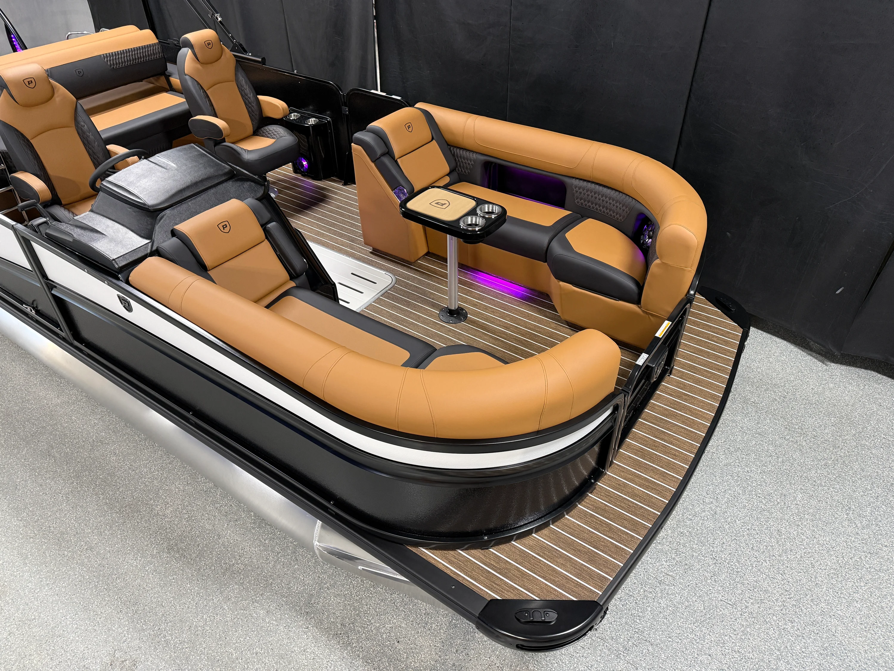 2026 Premier 230SOLARIS Image Thumbnail #5