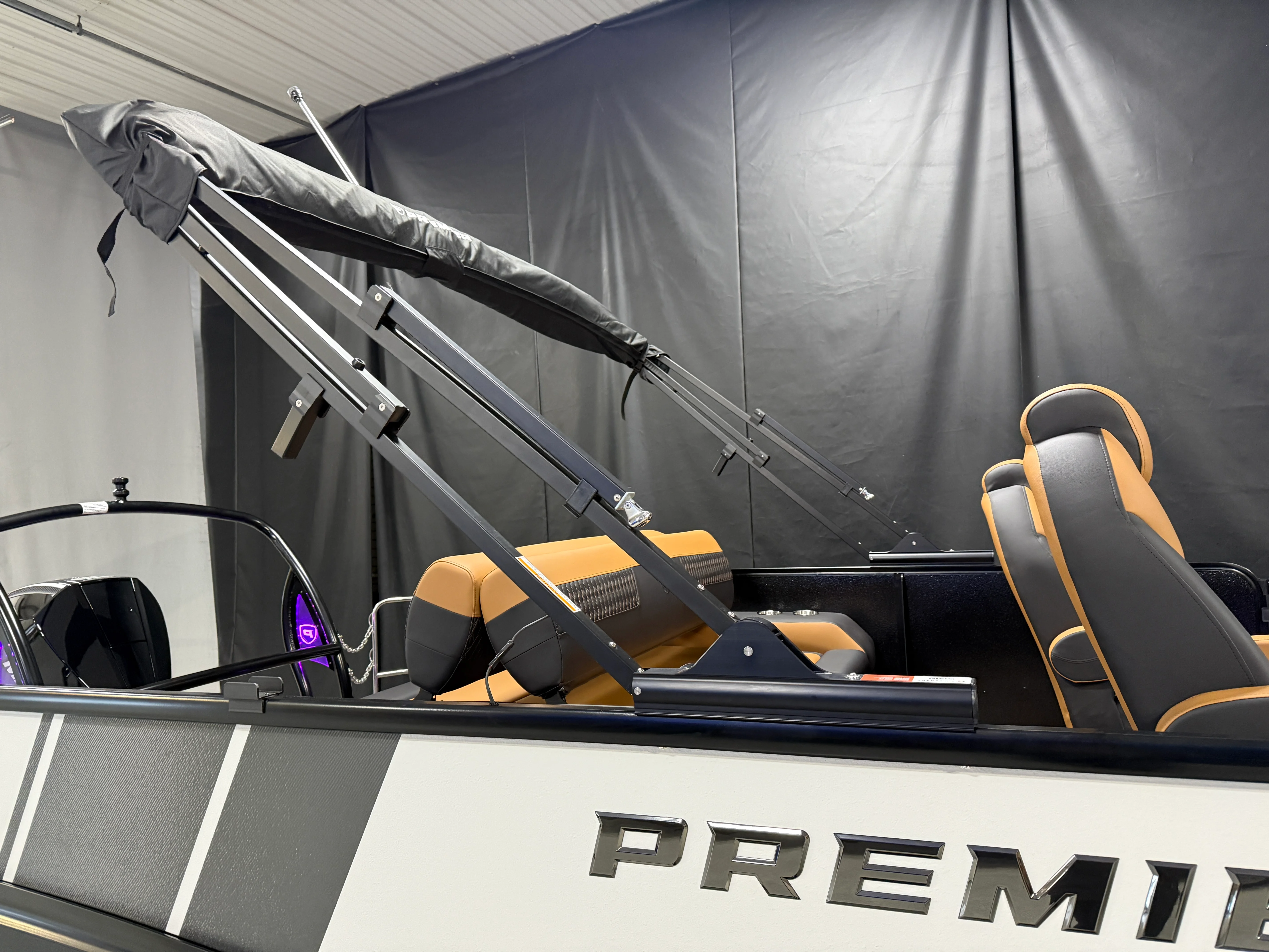 2026 Premier 230SOLARIS Image Thumbnail #15