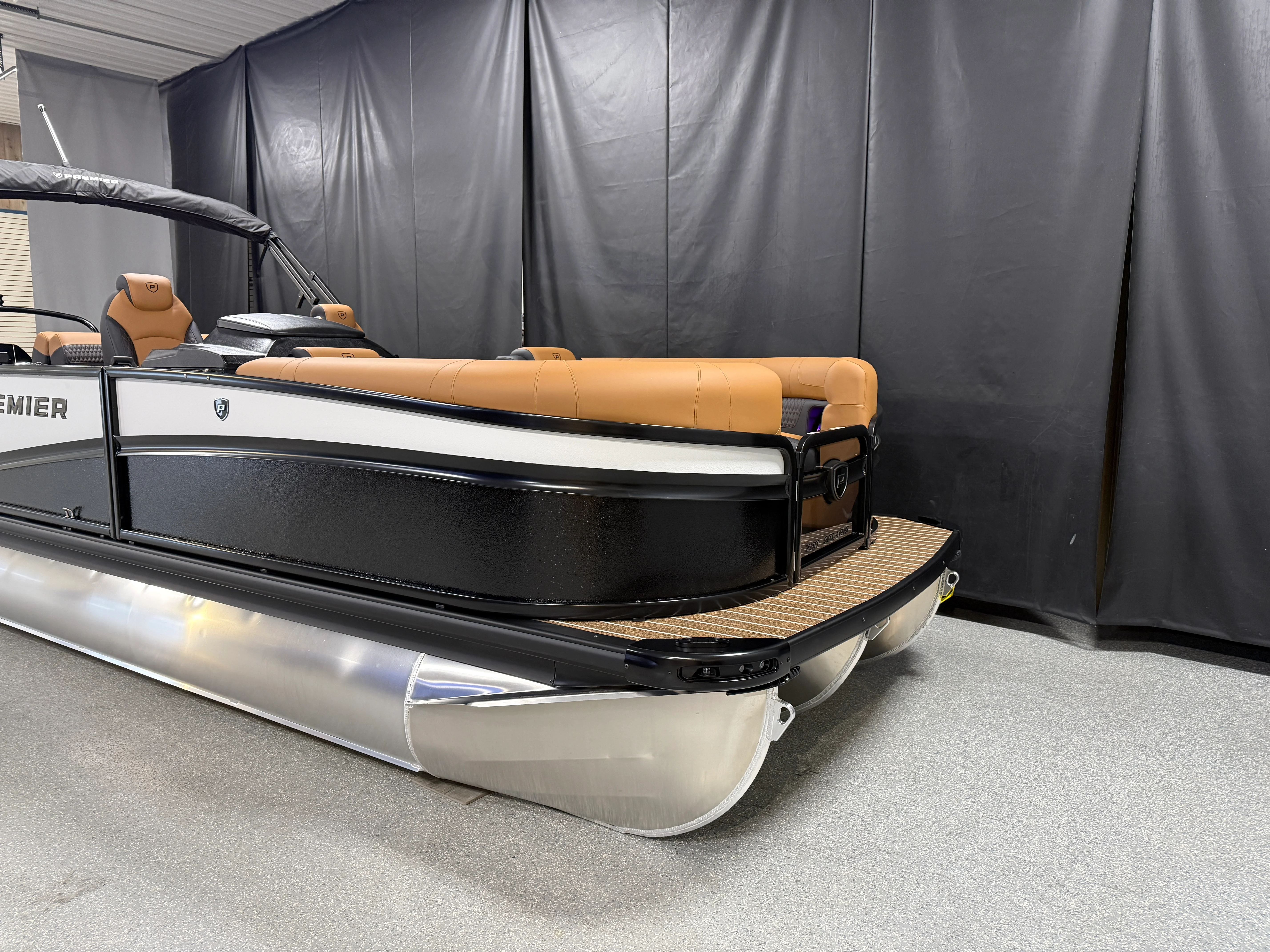 2026 Premier 230SOLARIS Image Thumbnail #2