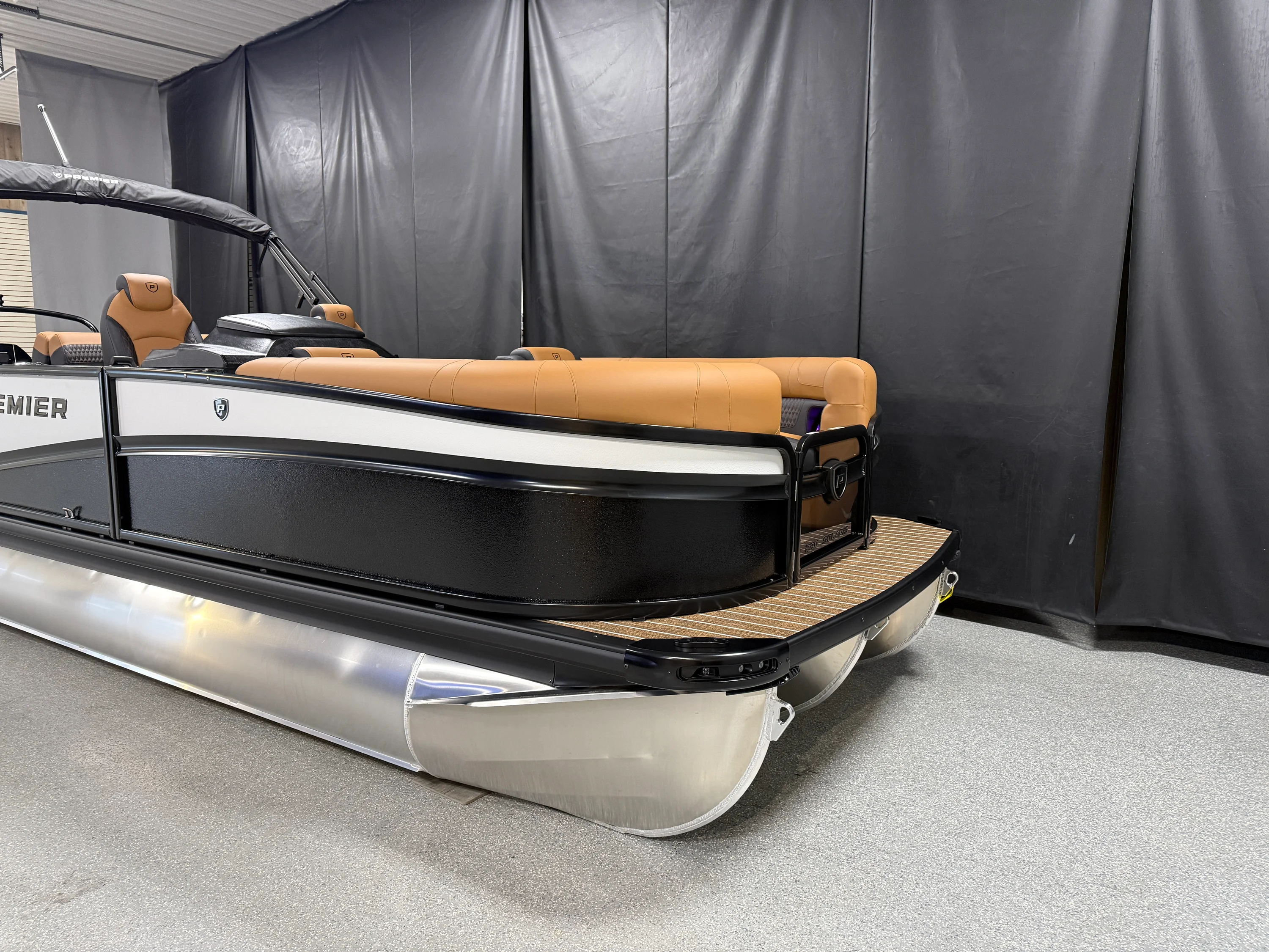 2026 Premier 230SOLARIS Image Thumbnail #2