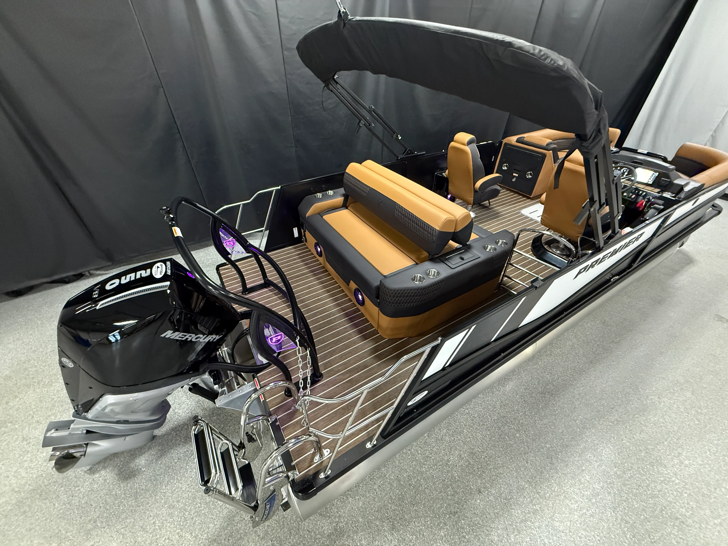 2026 Premier 230SOLARIS Image Thumbnail #11