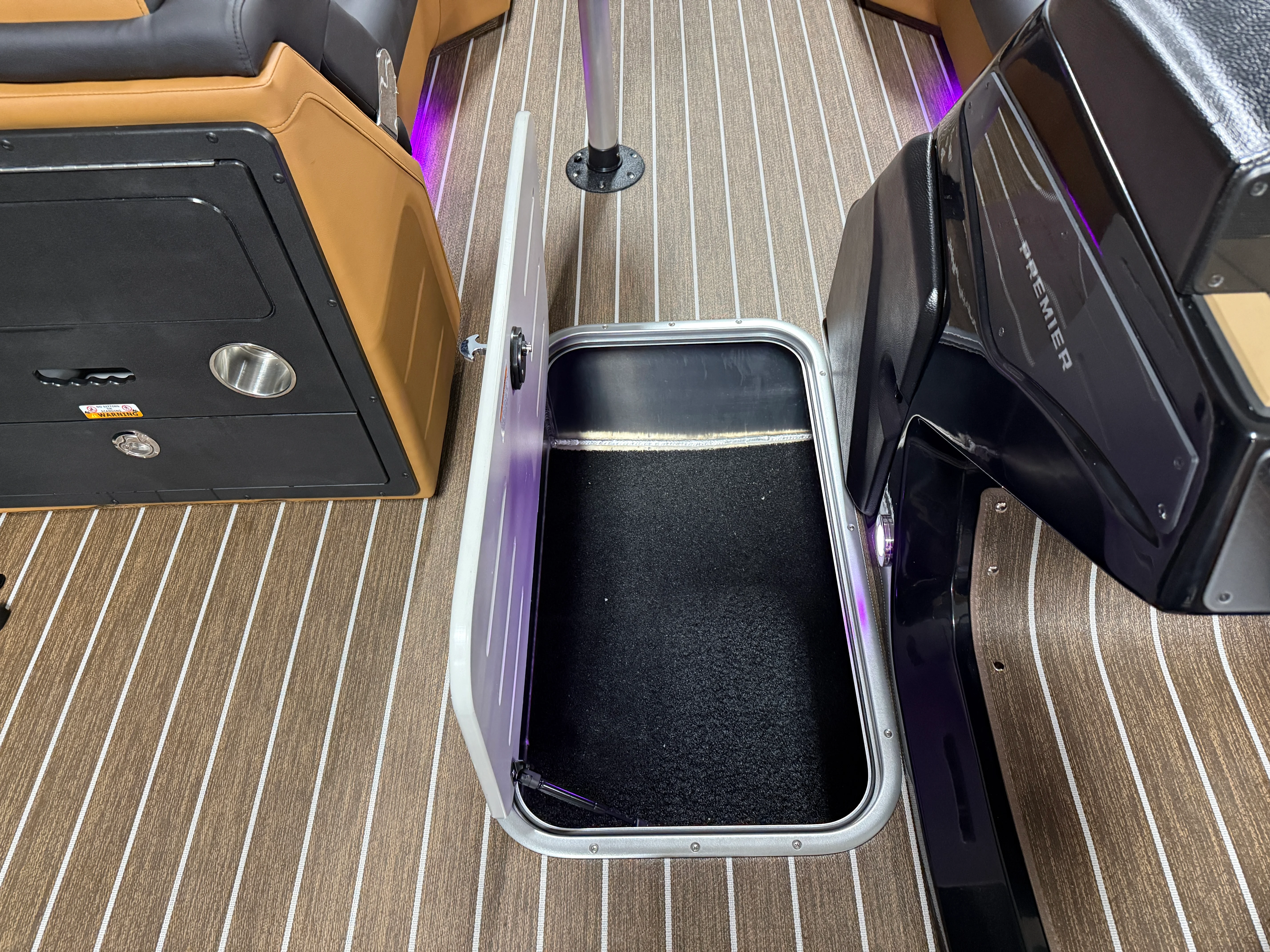 2026 Premier 230SOLARIS Image Thumbnail #54