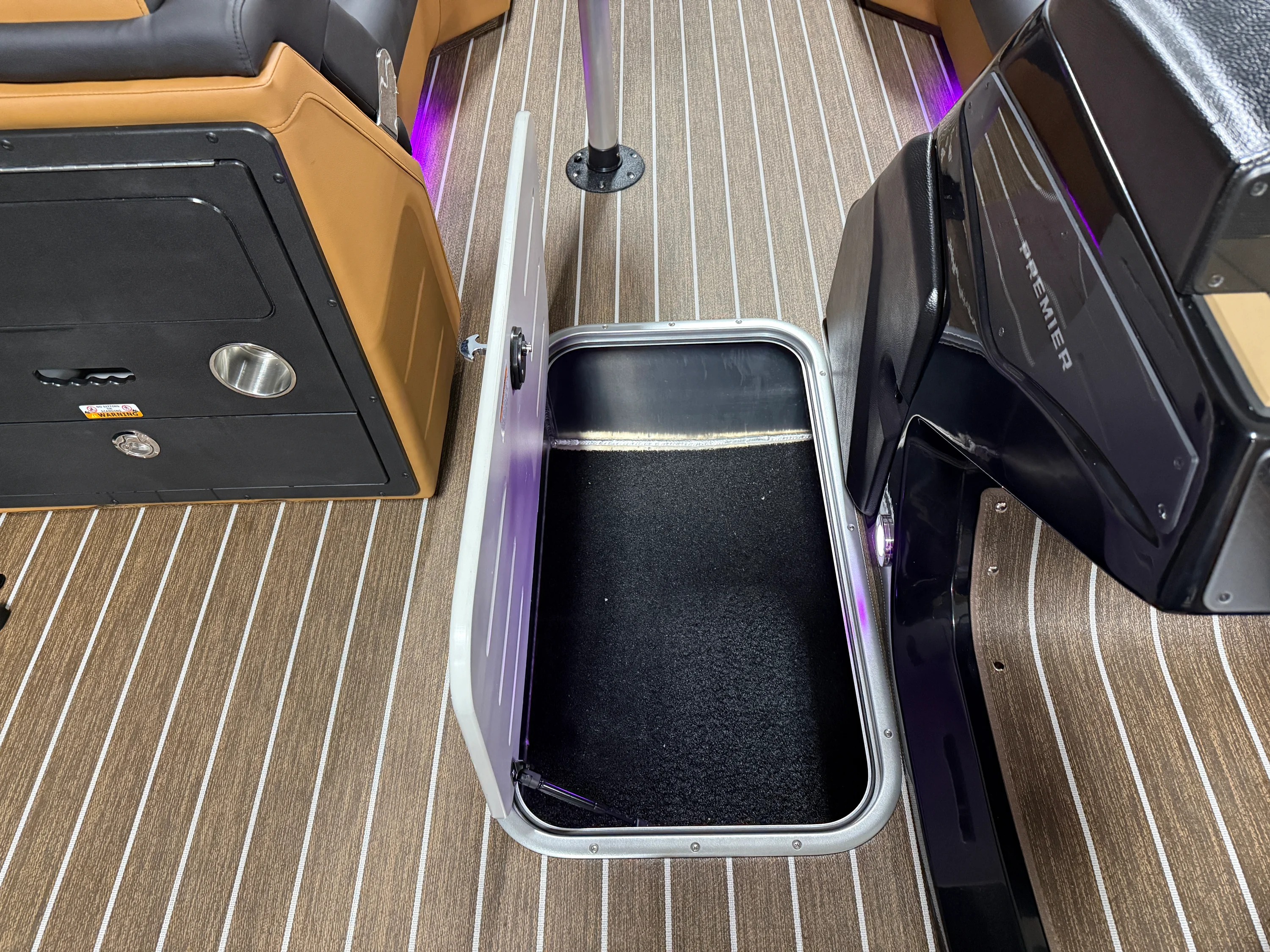 2026 Premier 230SOLARIS Image Thumbnail #54